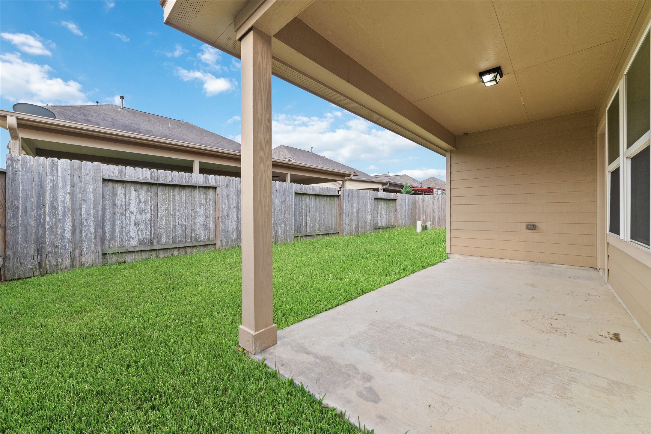 3307 Upland Spring Trace Property Photo 4