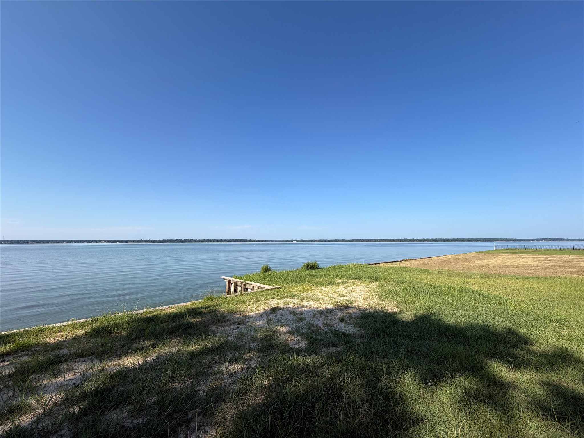 245 Bridgewater Property Photo 3