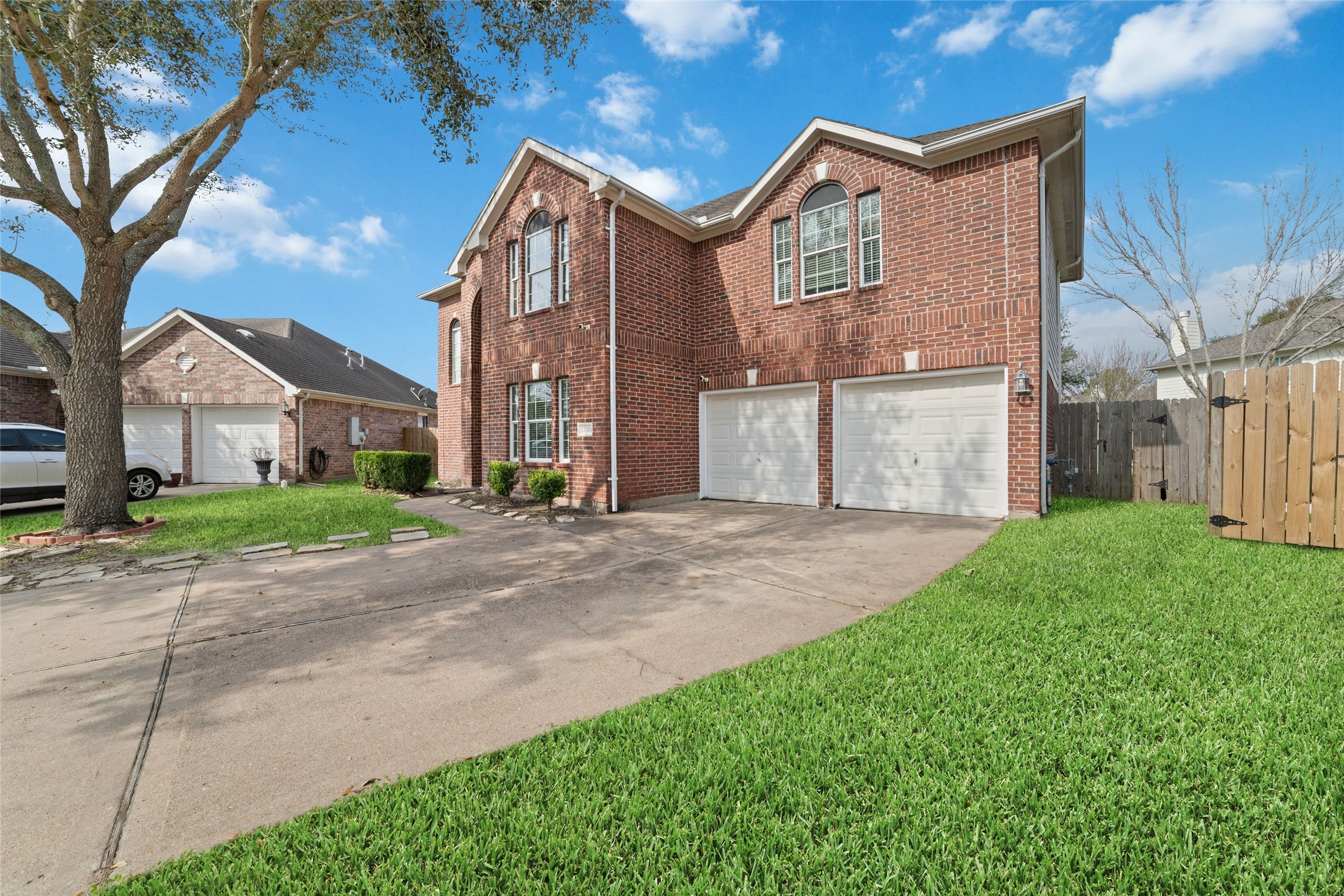 22314 Laguna Trace Court Property Photo 4