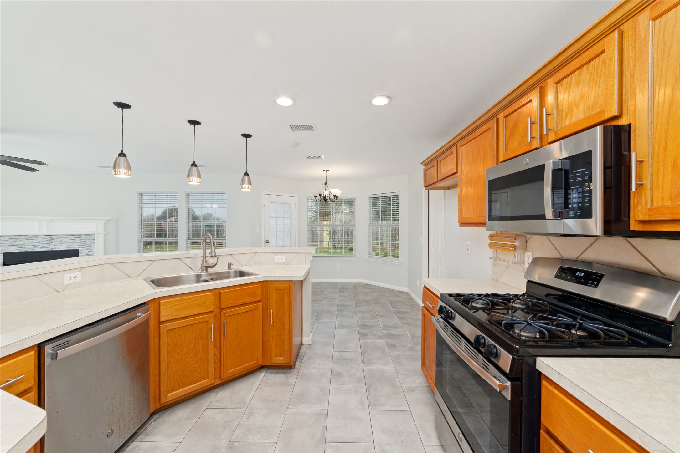 22314 Laguna Trace Court Property Photo 13