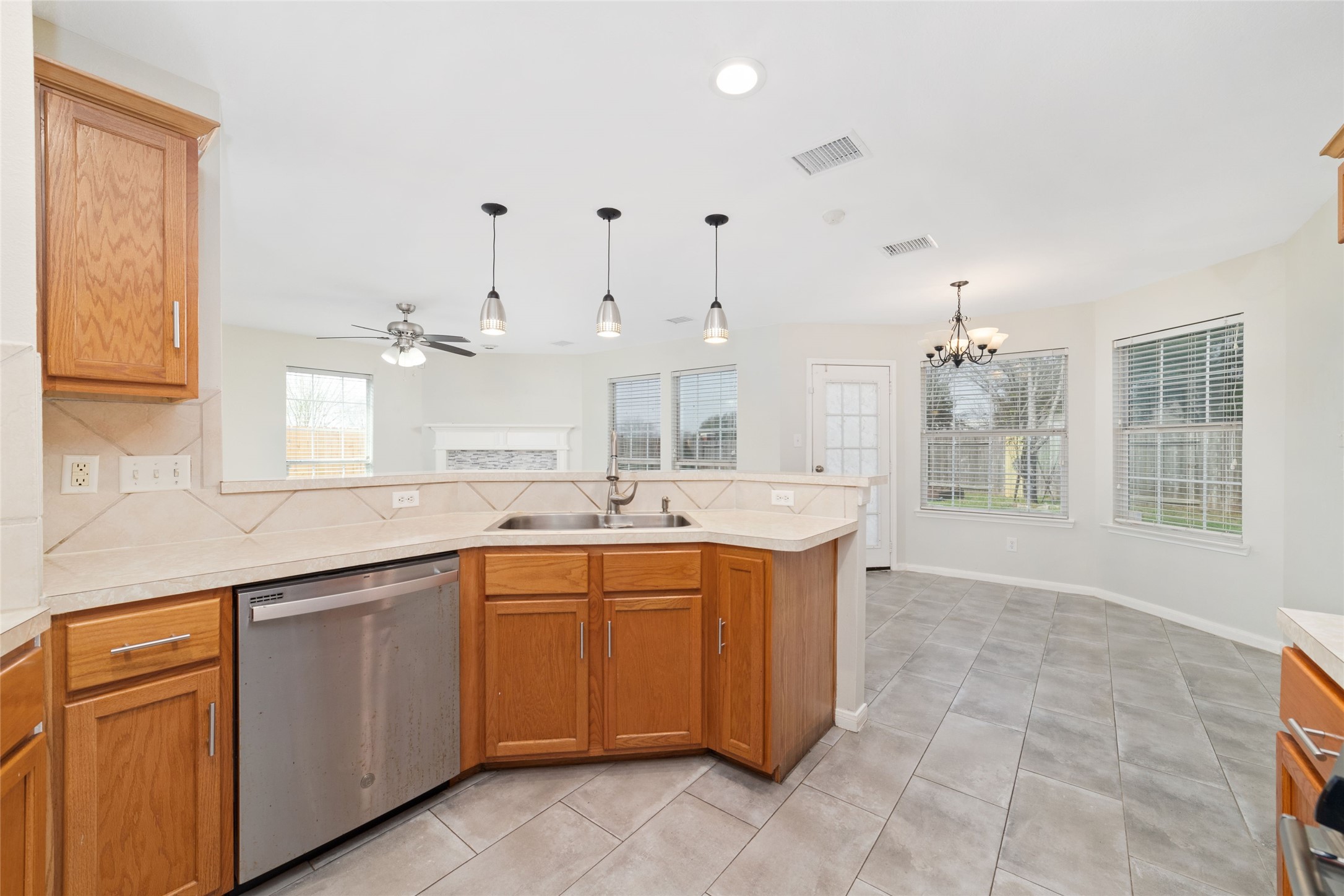 22314 Laguna Trace Court Property Photo 14
