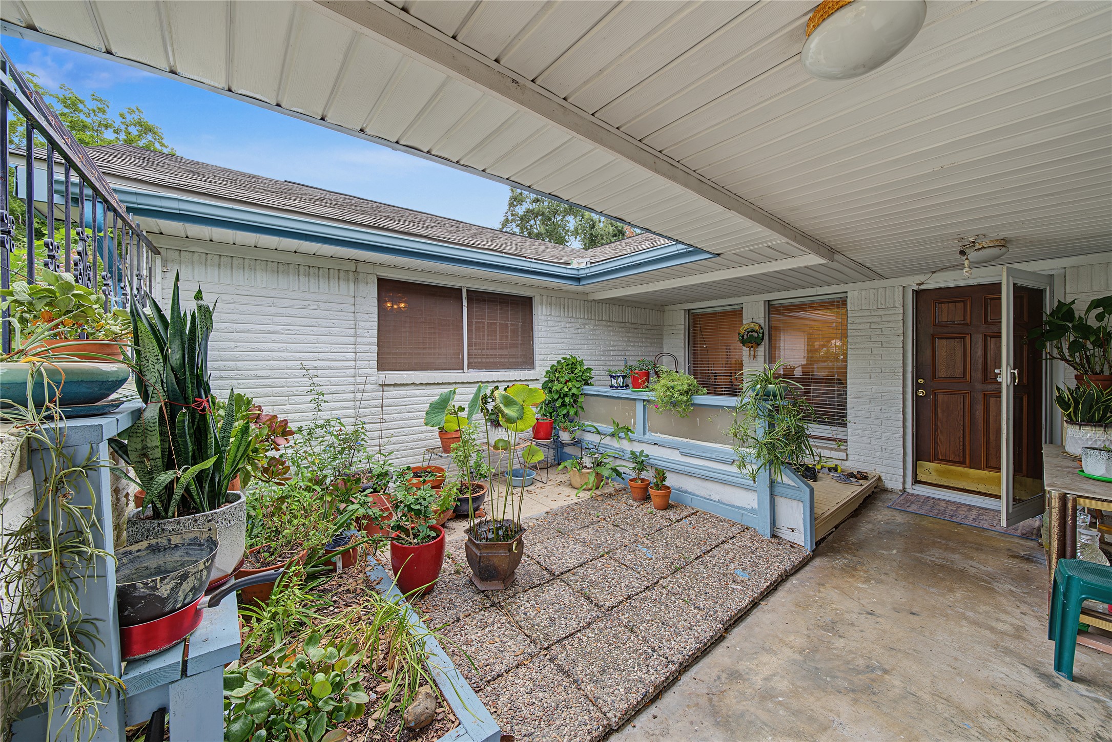 8939 Concho Street Property Photo 2