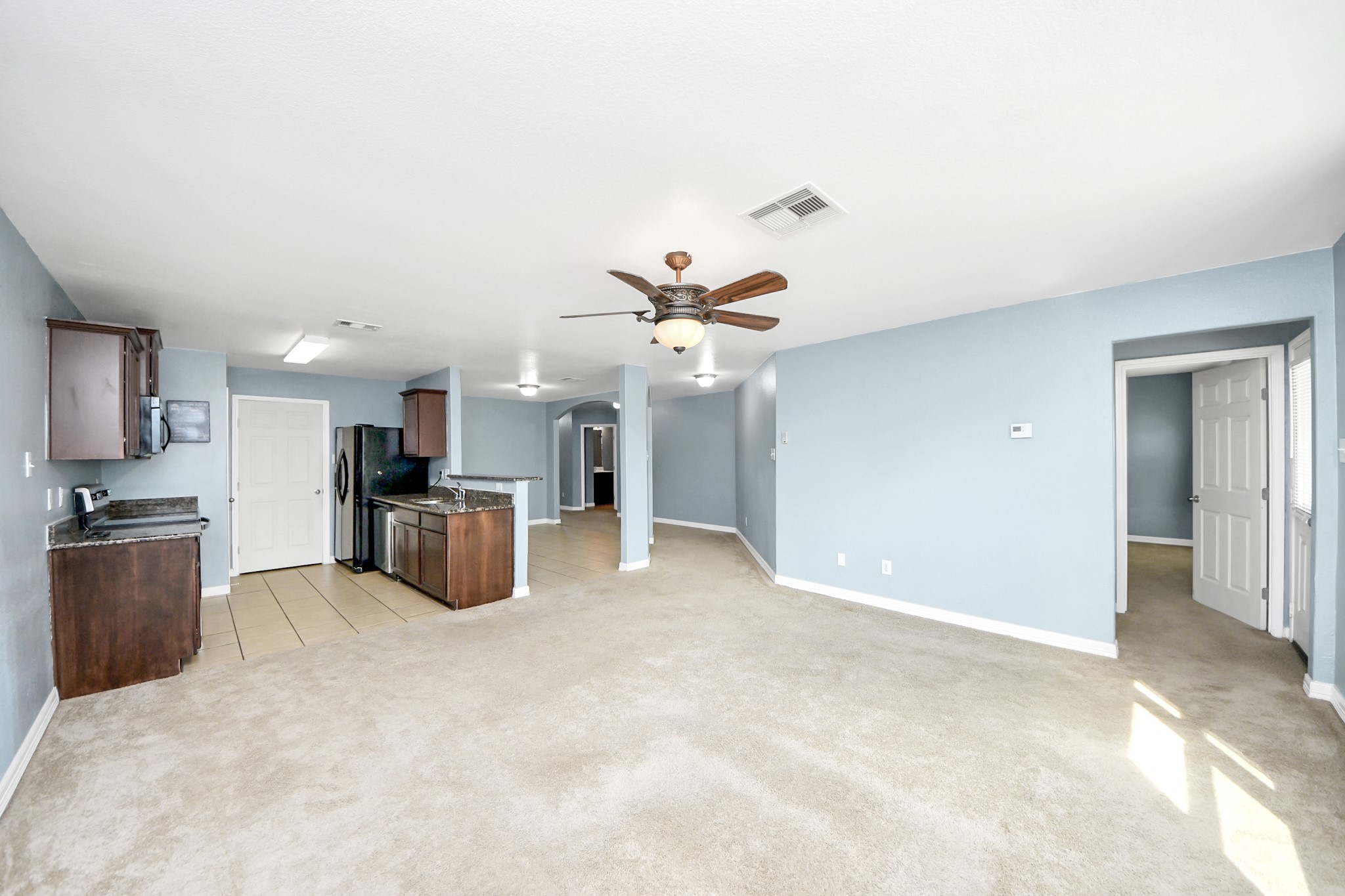 6410 Lost Pines Bend Property Photo 9