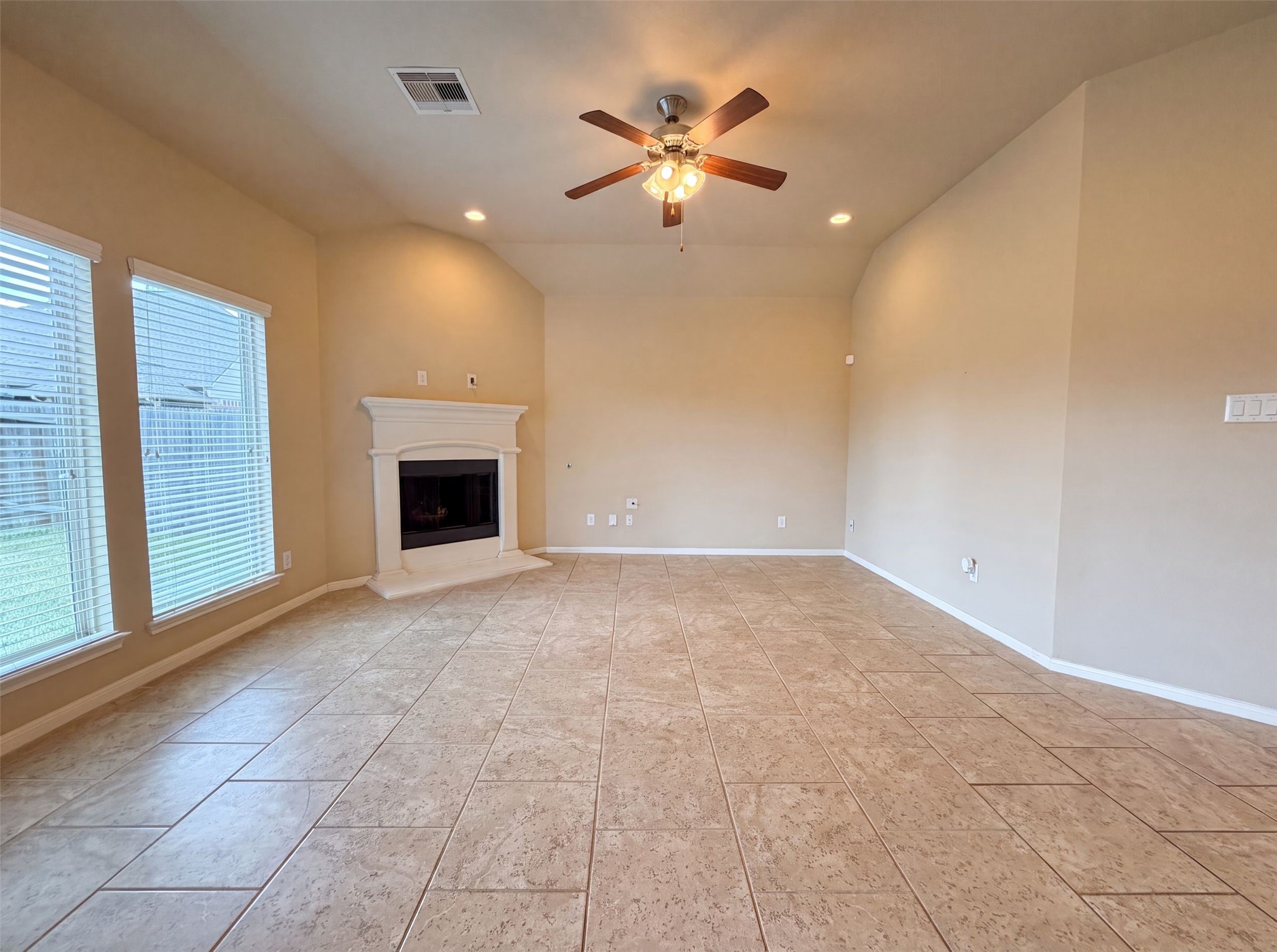 4511 Fenway Park Way Property Photo 3
