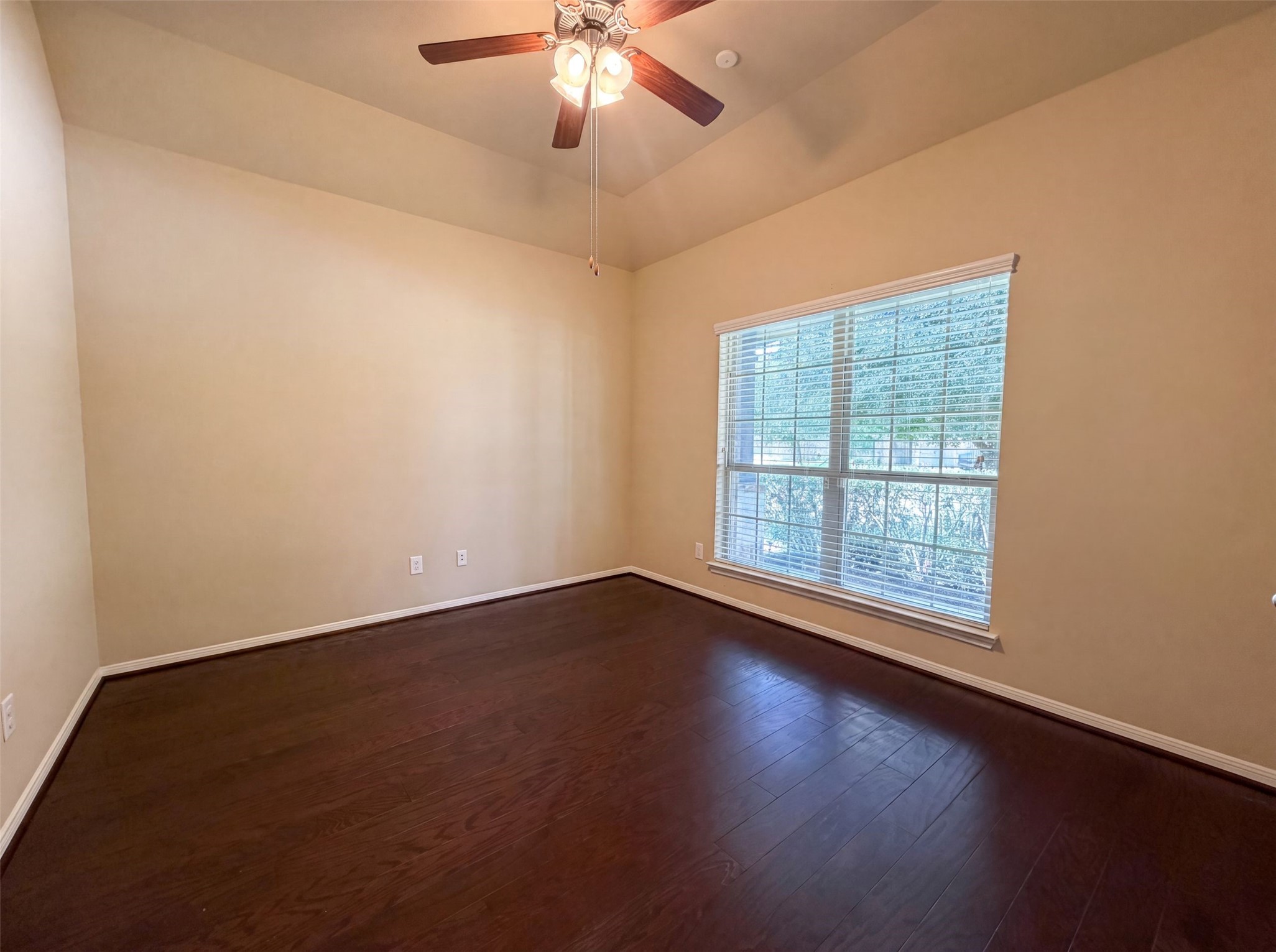 4511 Fenway Park Way Property Photo 9