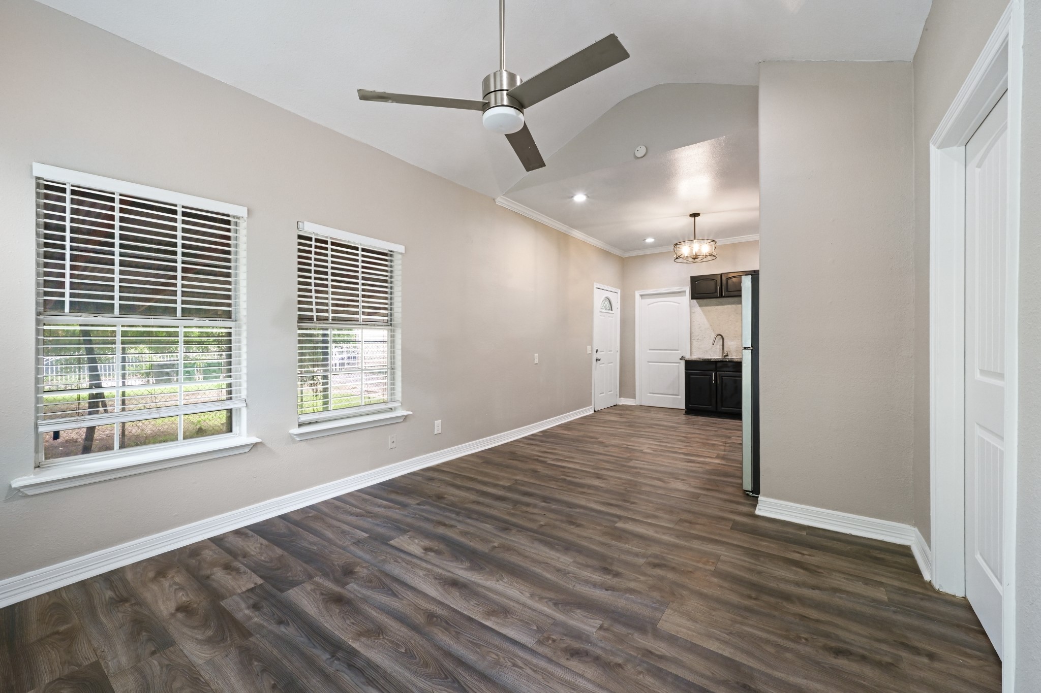 514 Gregg Street Property Photo 6