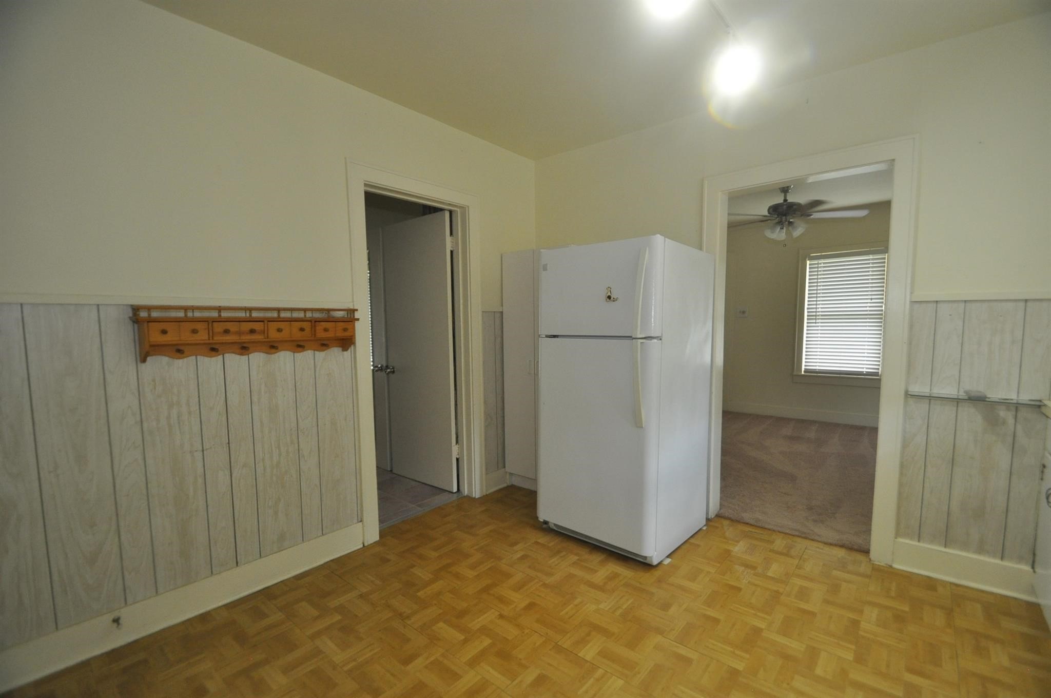 213 E Burress Street Property Photo 6