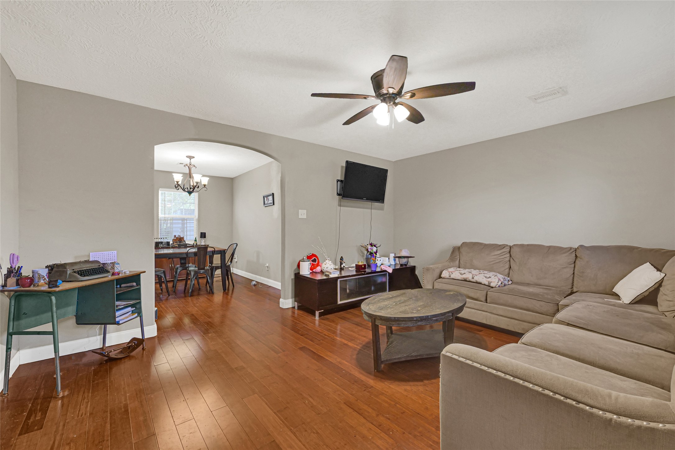 4529 Perry Street Property Photo 3
