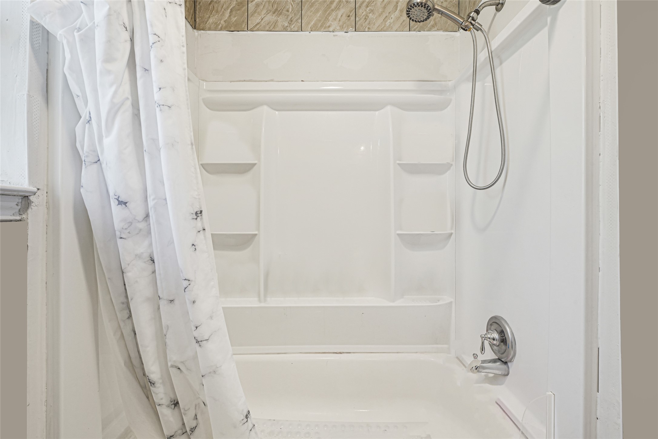 4529 Perry Street Property Photo 12