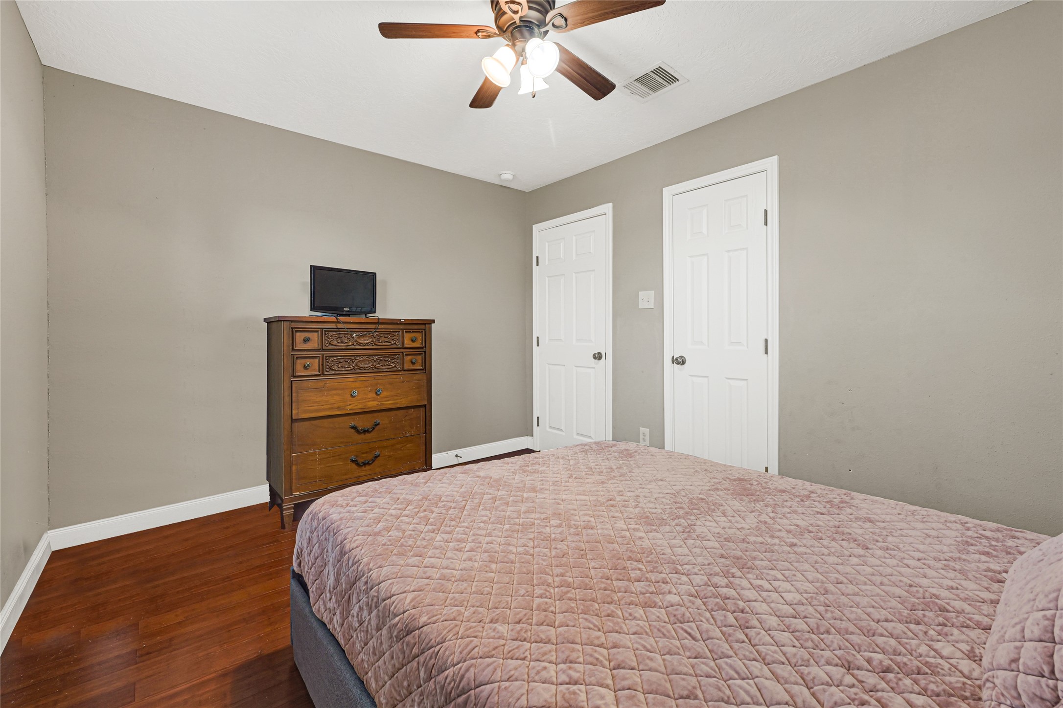 4529 Perry Street Property Photo 16