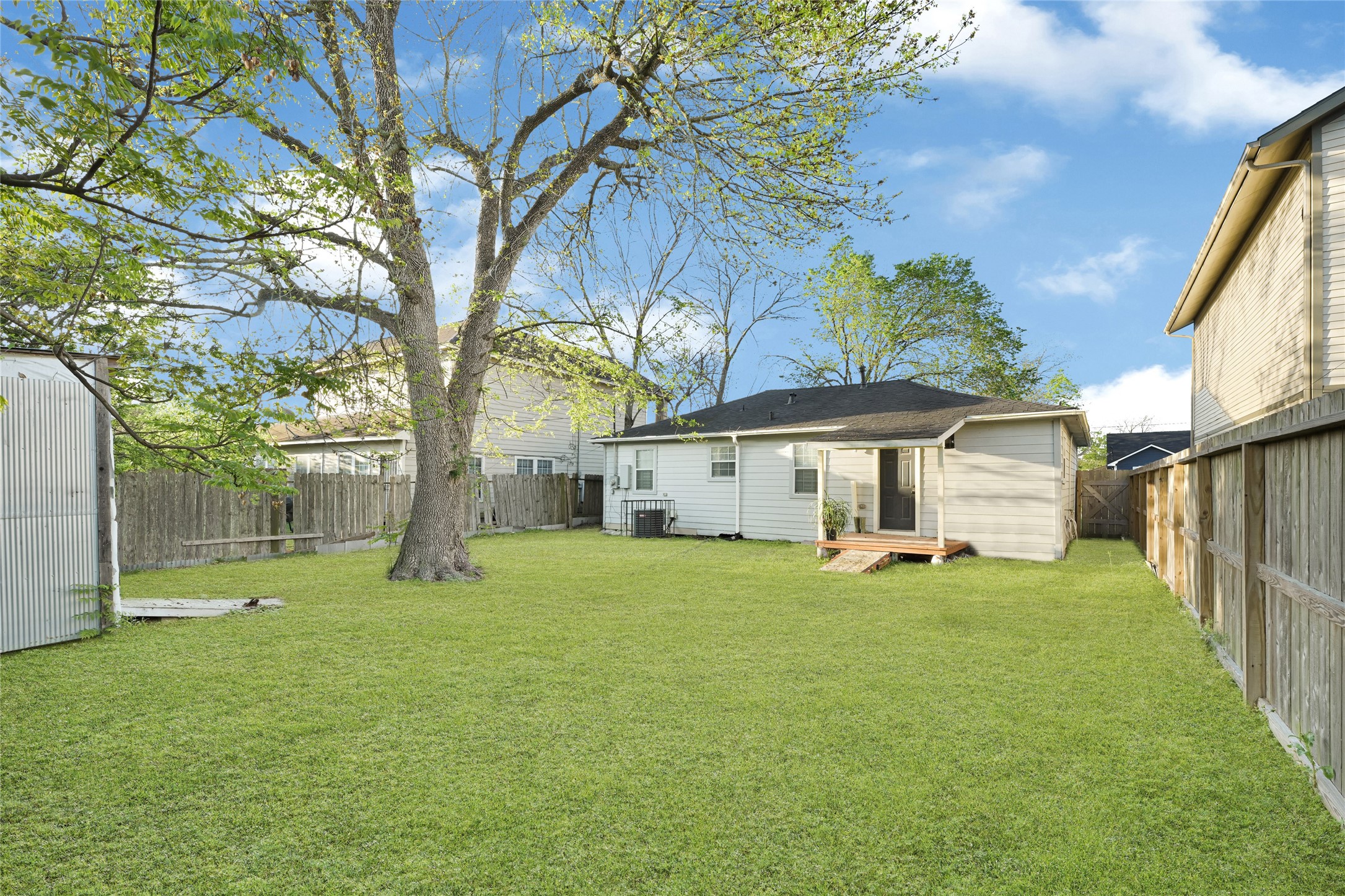 4529 Perry Street Property Photo 18