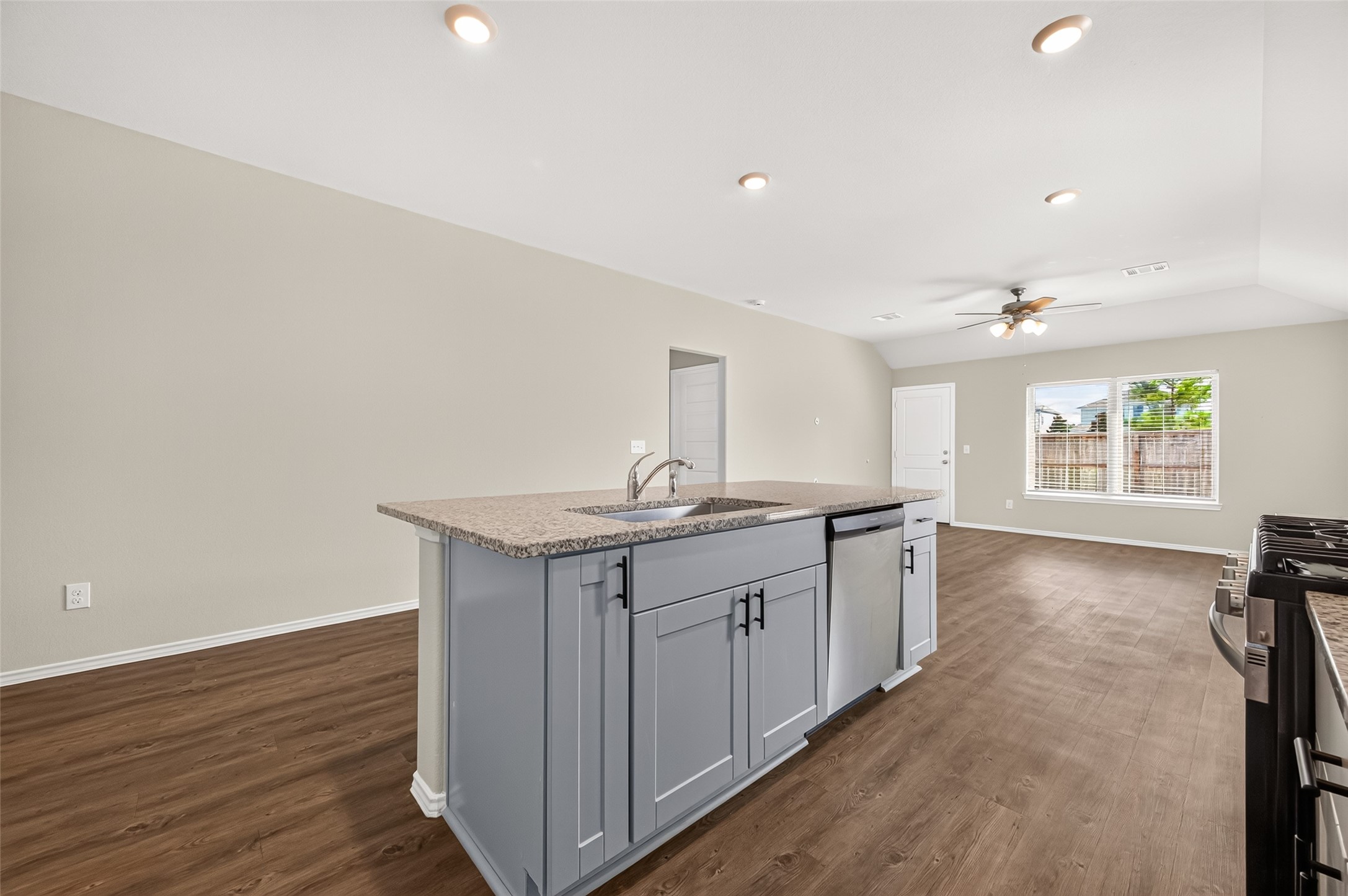 25431 Blue Mistflower Drive Property Photo 18