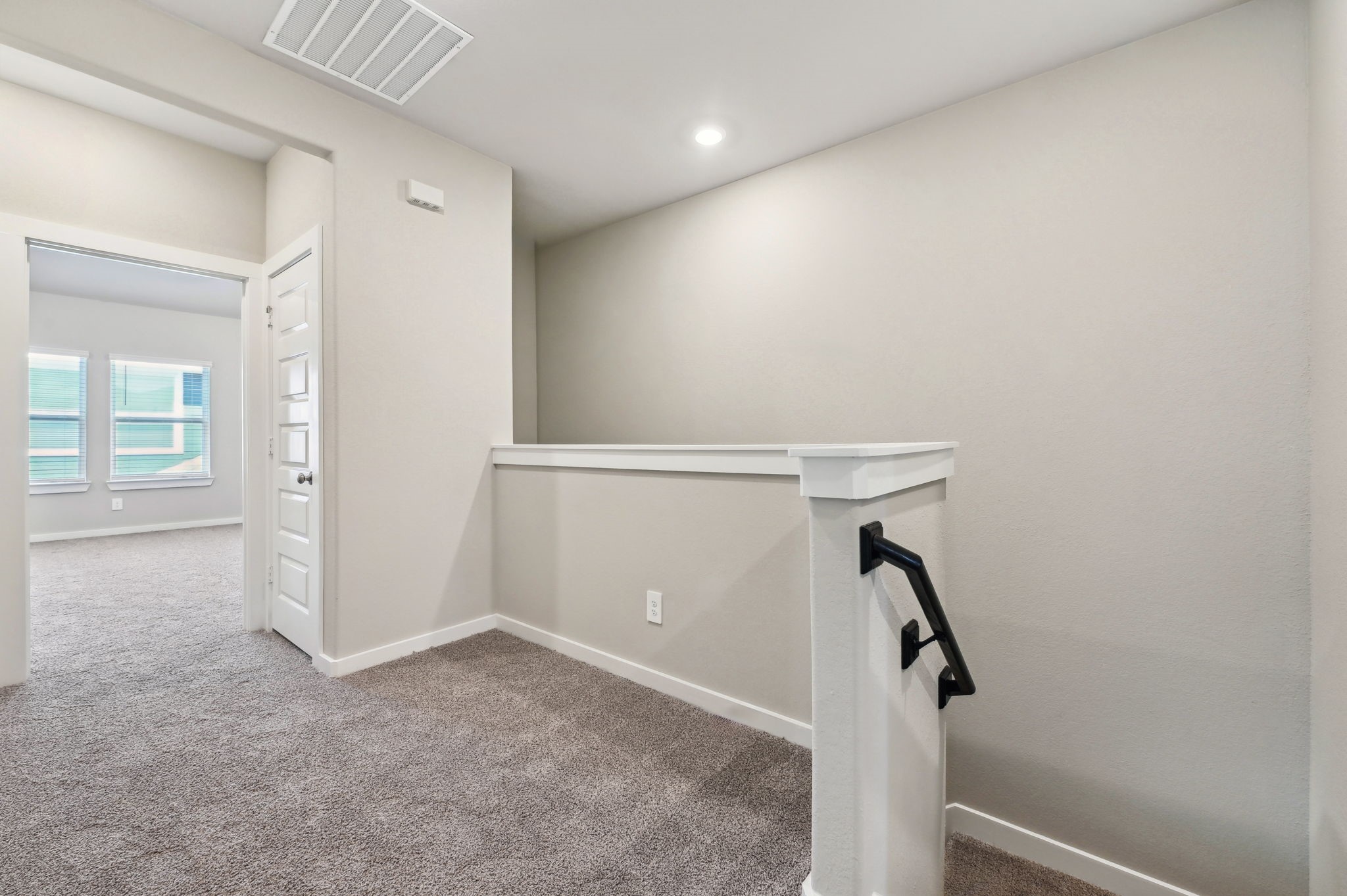 579 Avisa Drive Property Photo 19
