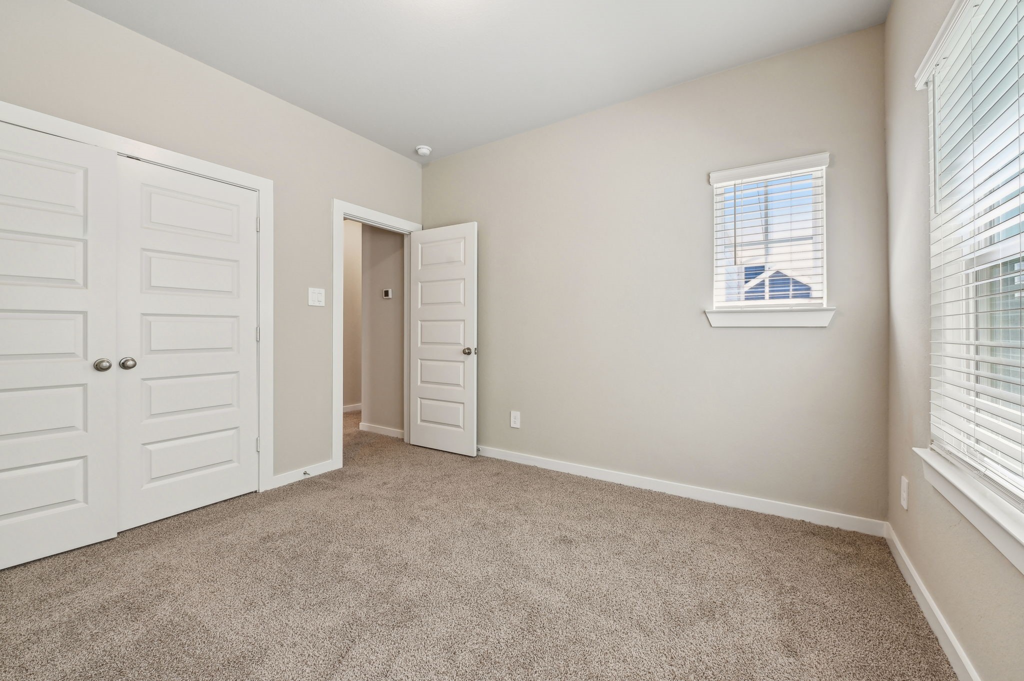 579 Avisa Drive Property Photo 29