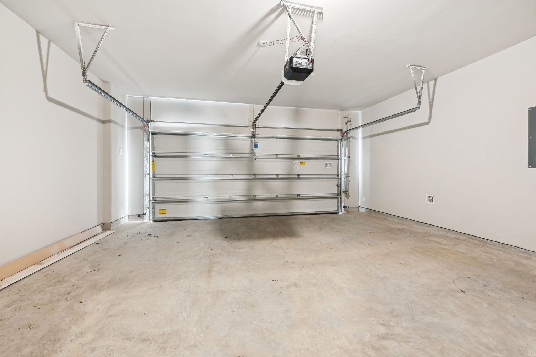 579 Avisa Drive Property Photo 39