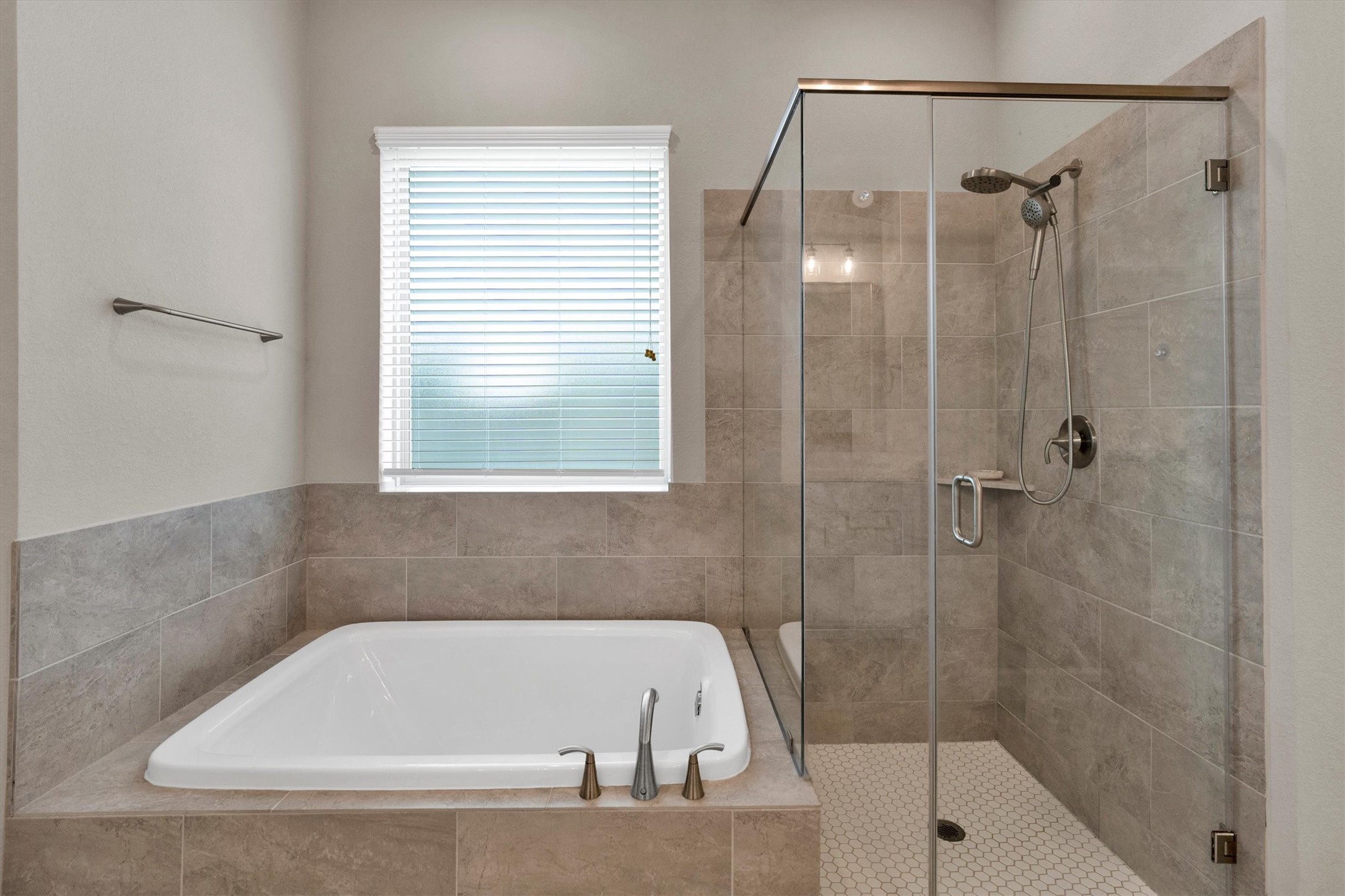 15214 Spanish Ranchos Ways Property Photo 31