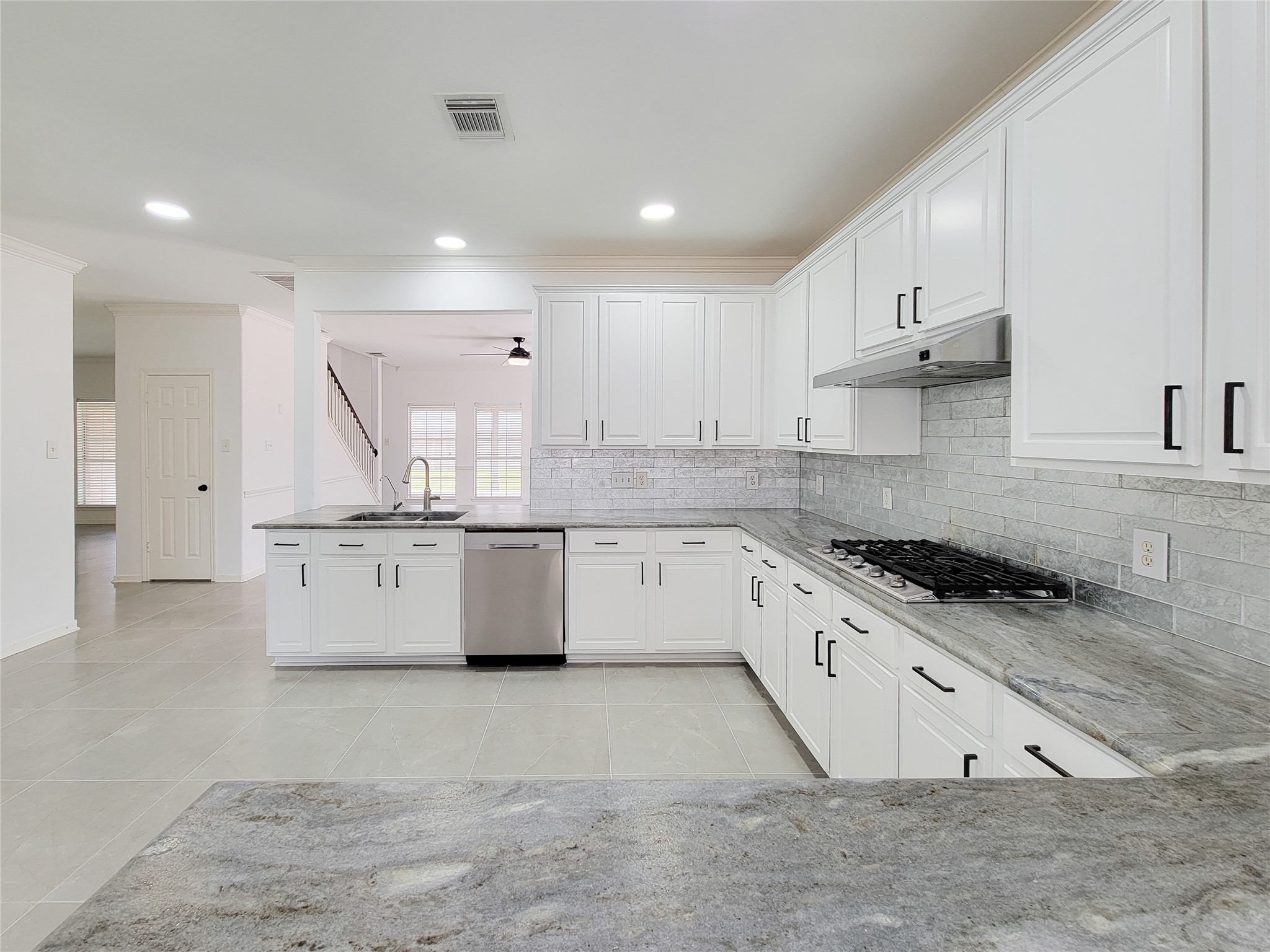 20711 Mansfield Bay Lane Property Photo 10