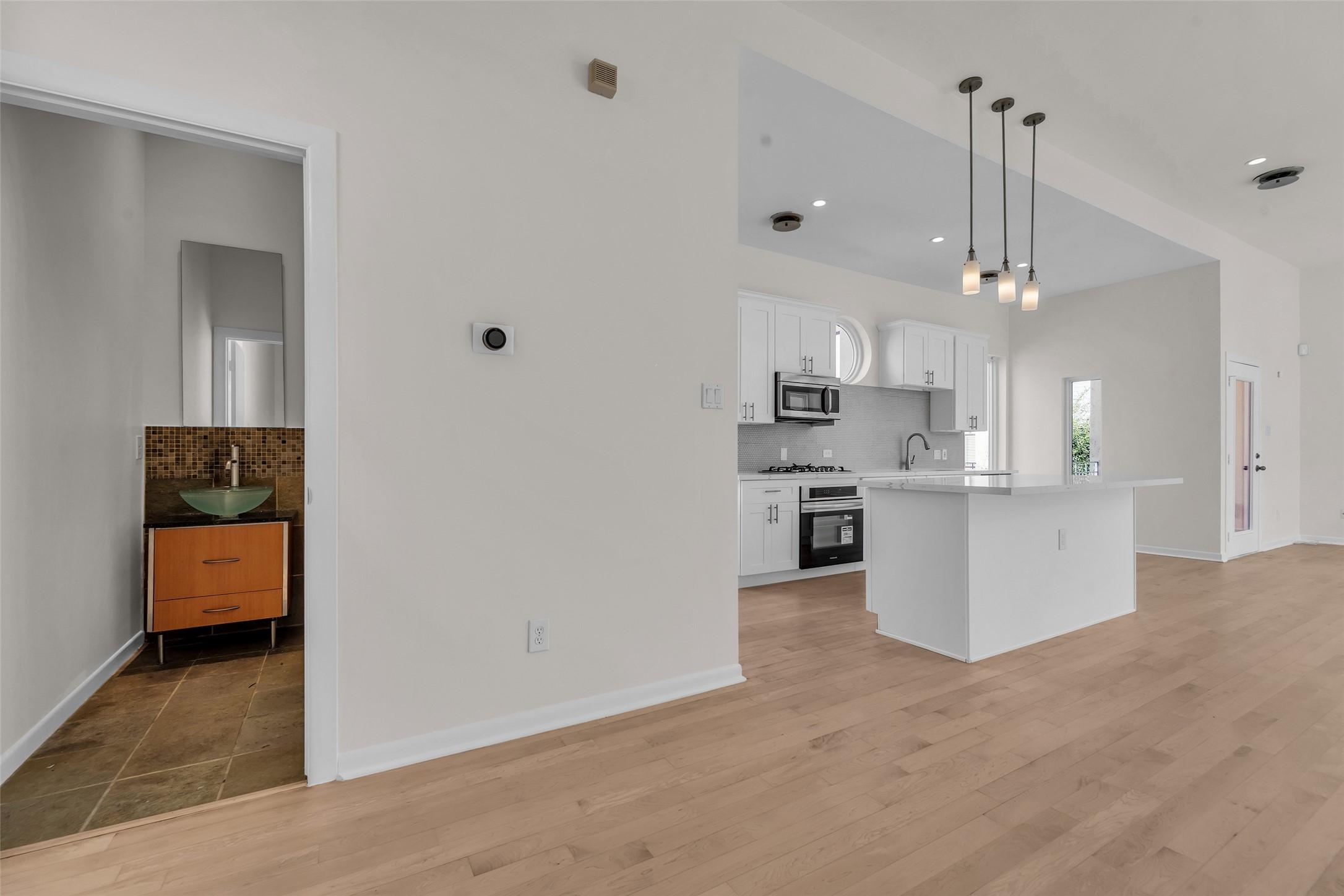 5632 Kiam Street C Property Photo 14