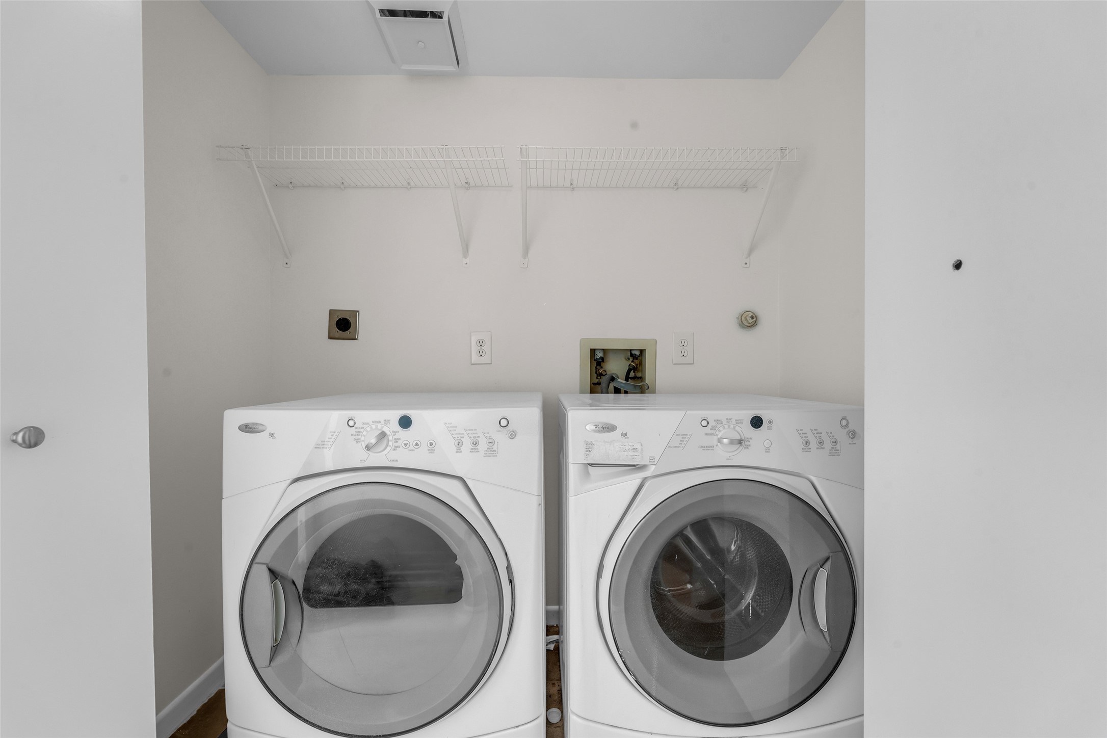 5632 Kiam Street C Property Photo 21