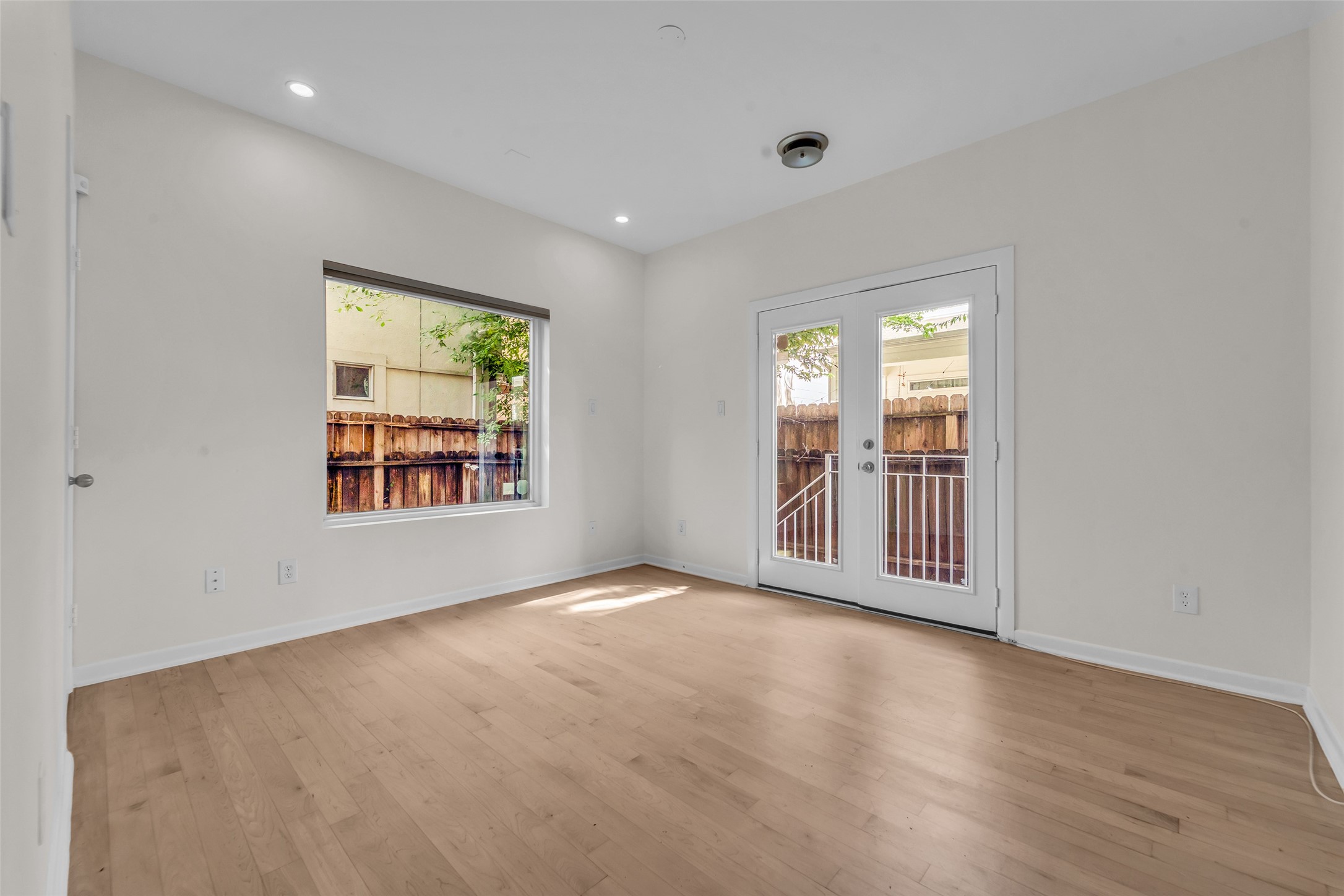 5632 Kiam Street C Property Photo 30