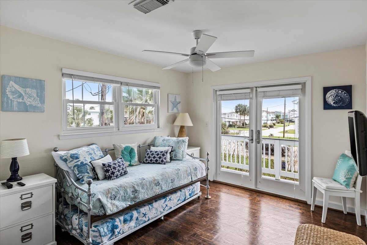 3718 Brewster Key Drive Property Photo 18