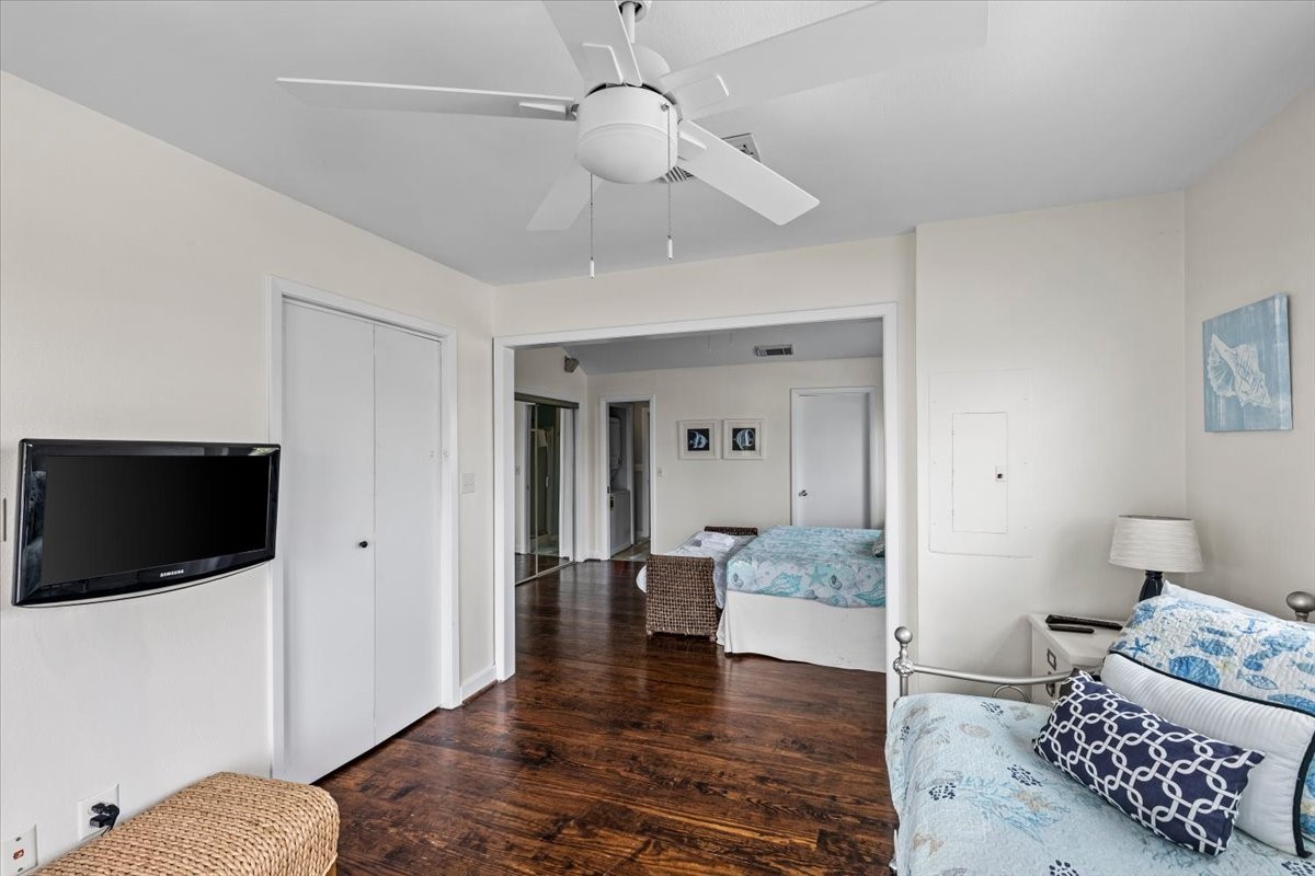 3718 Brewster Key Drive Property Photo 20