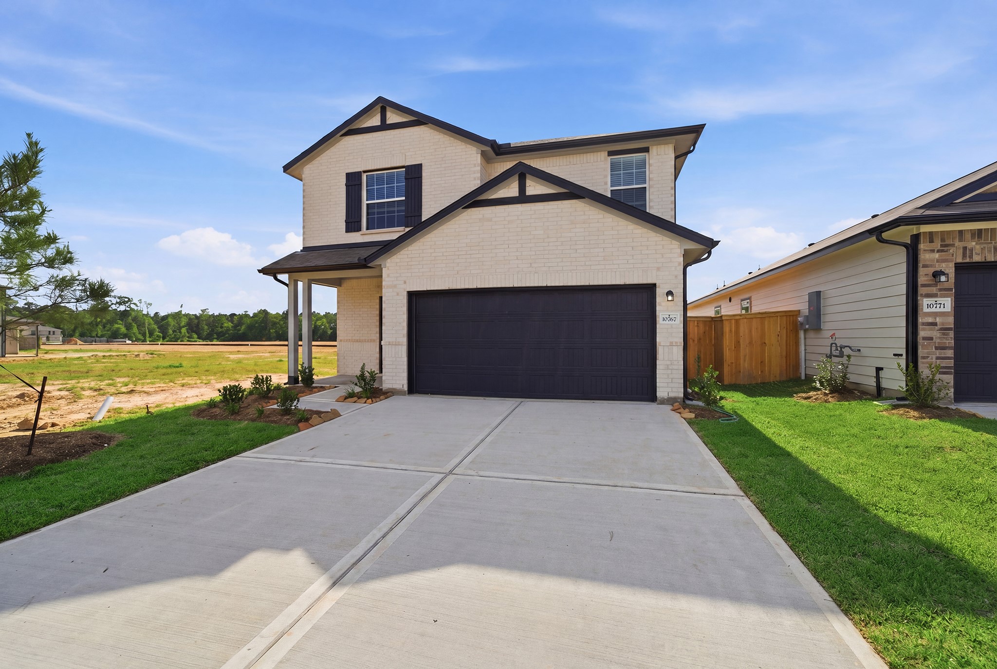 10767 Sora Drive Property Photo 2