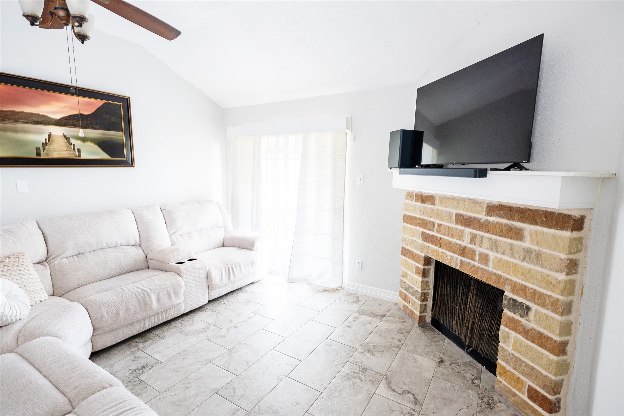 2022 Crosscoach Lane Property Photo 8