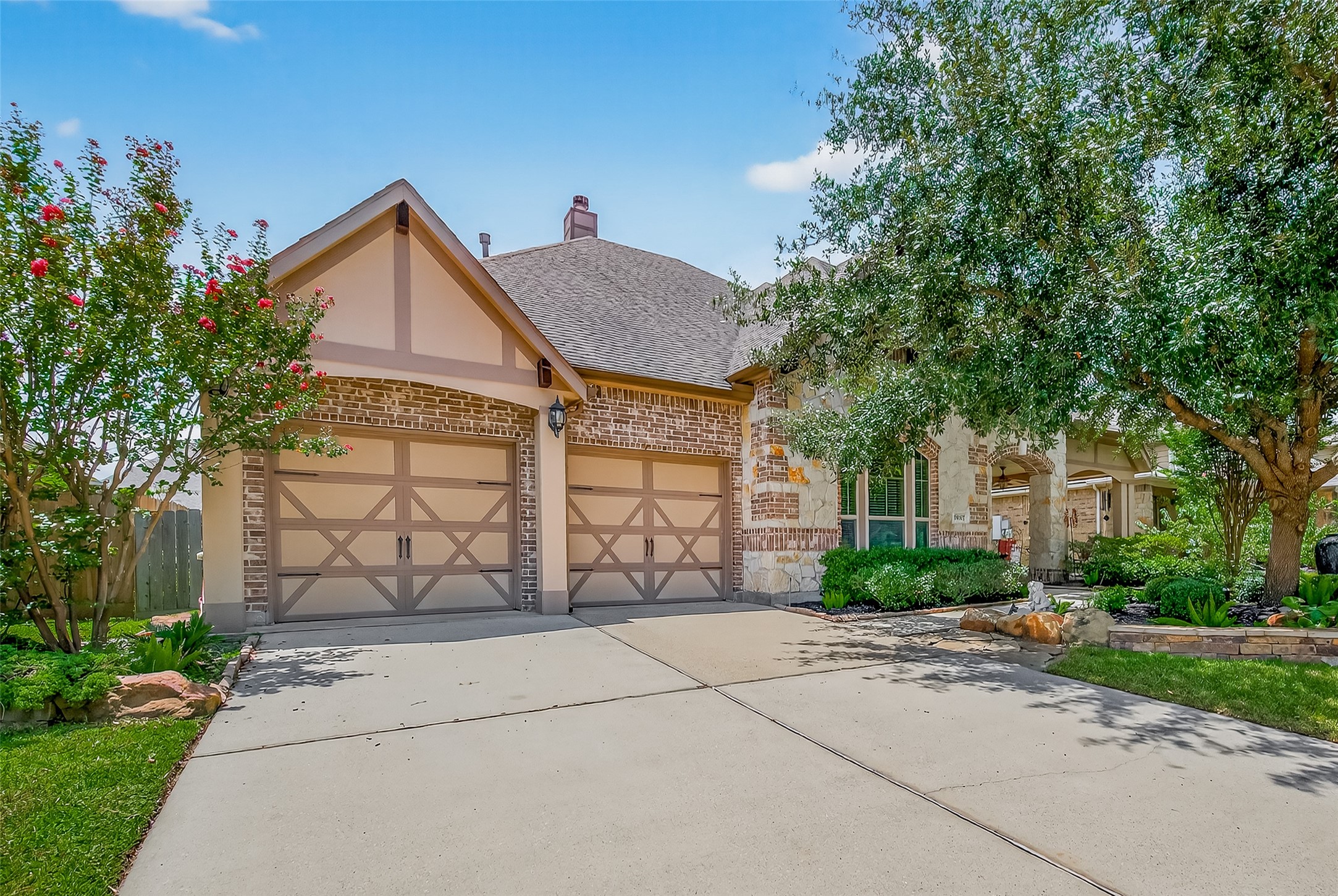 19007 Santa Elena Canyon Property Photo 2