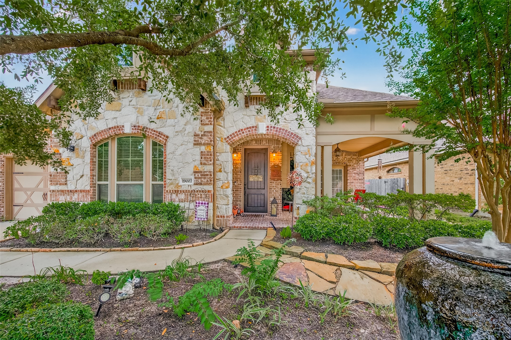19007 Santa Elena Canyon Property Photo 5