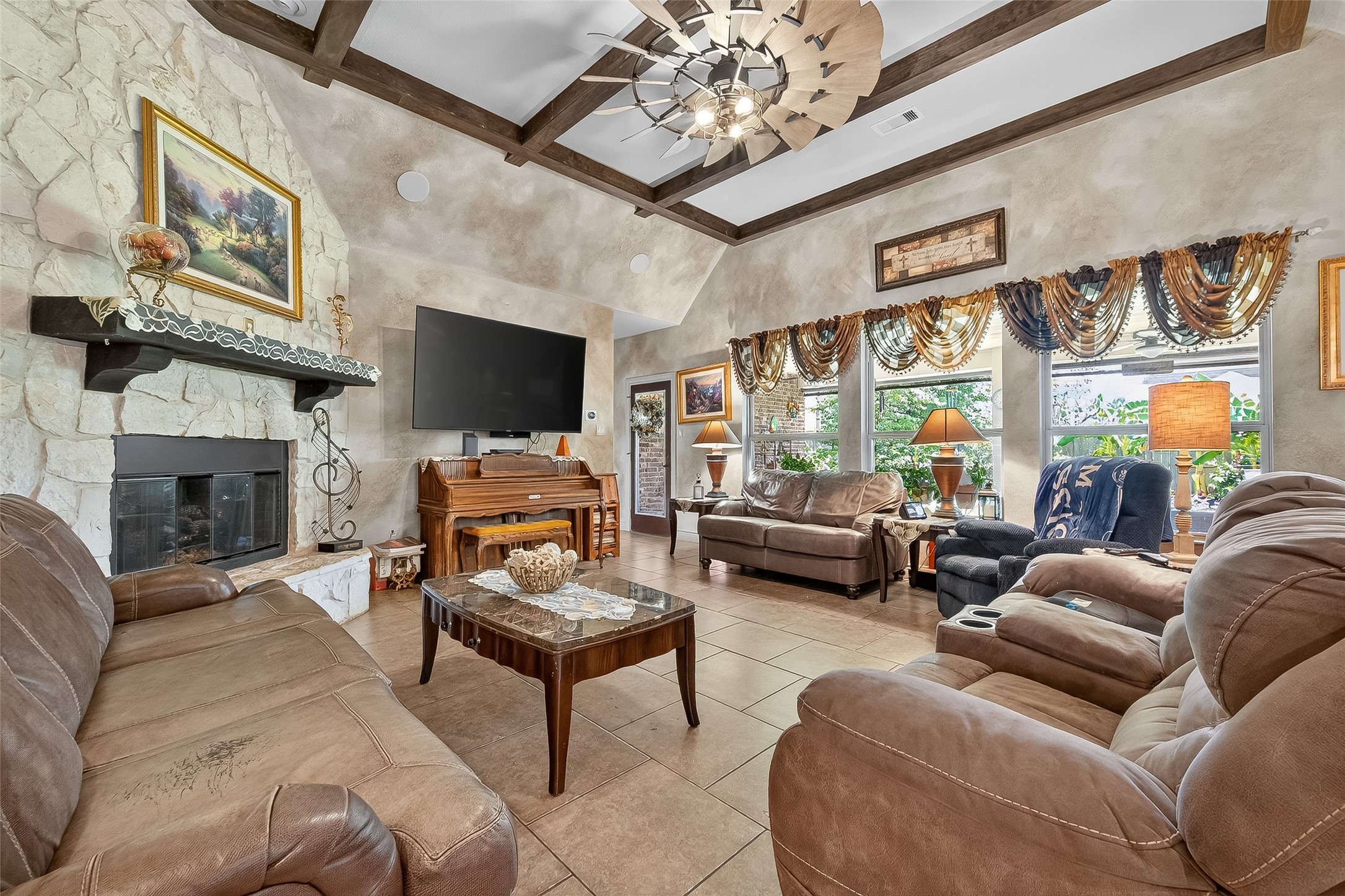 19007 Santa Elena Canyon Property Photo 16