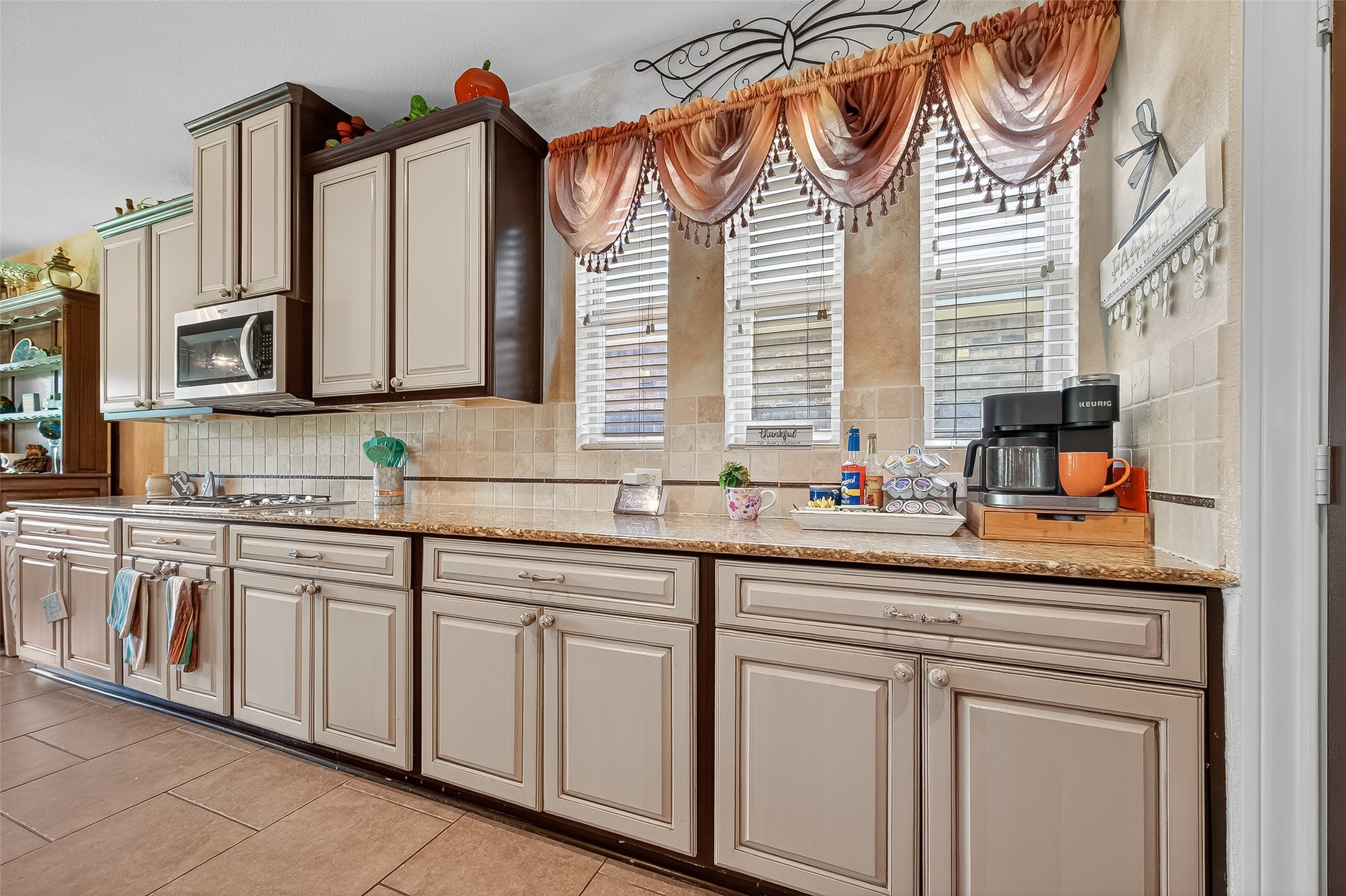 19007 Santa Elena Canyon Property Photo 24