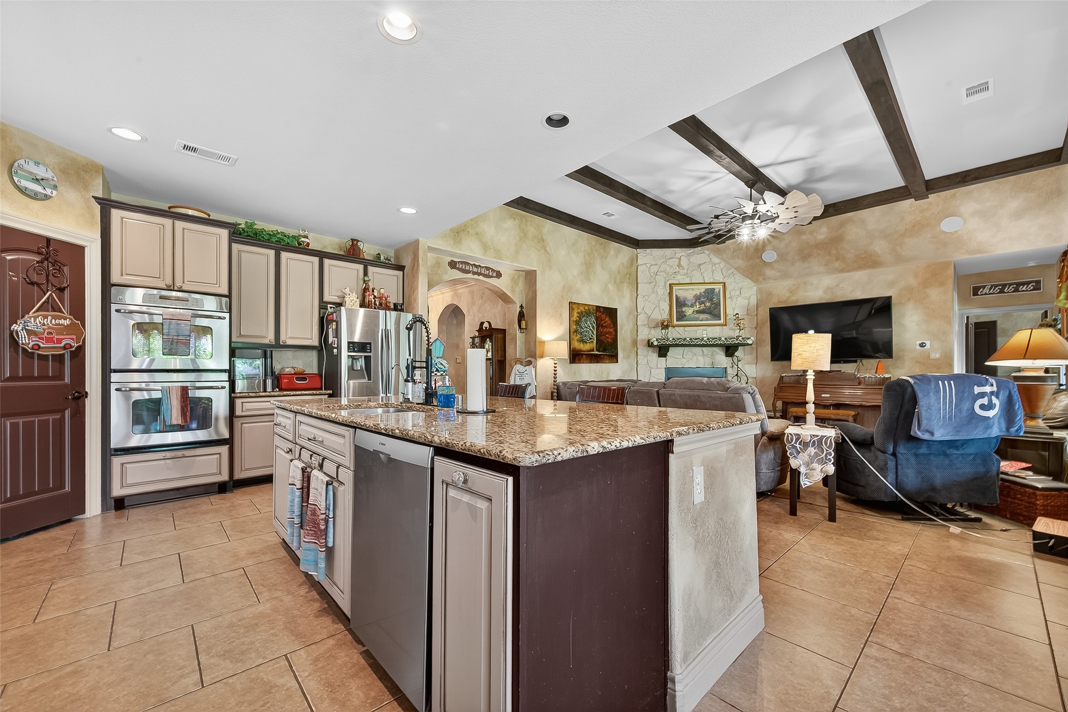 19007 Santa Elena Canyon Property Photo 29