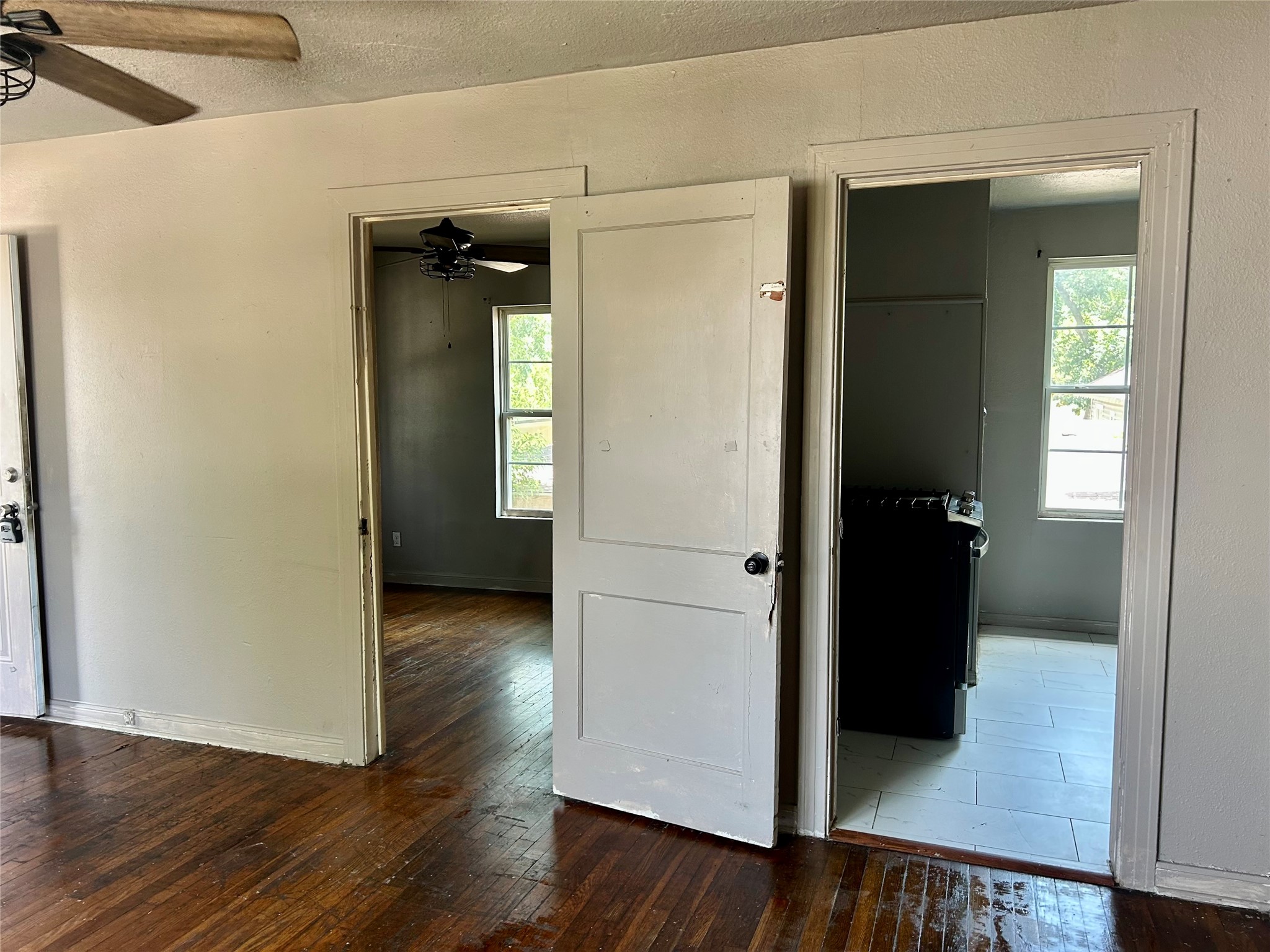 605 E Hunnicutt Street C Property Photo 5