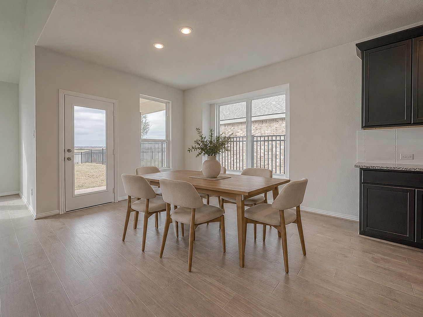 5823 Westwood Shore Drive Property Photo 19