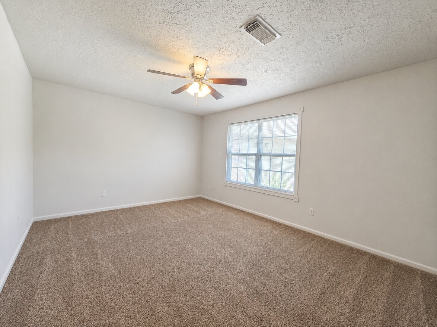 9734 Willmont Road Property Photo 8