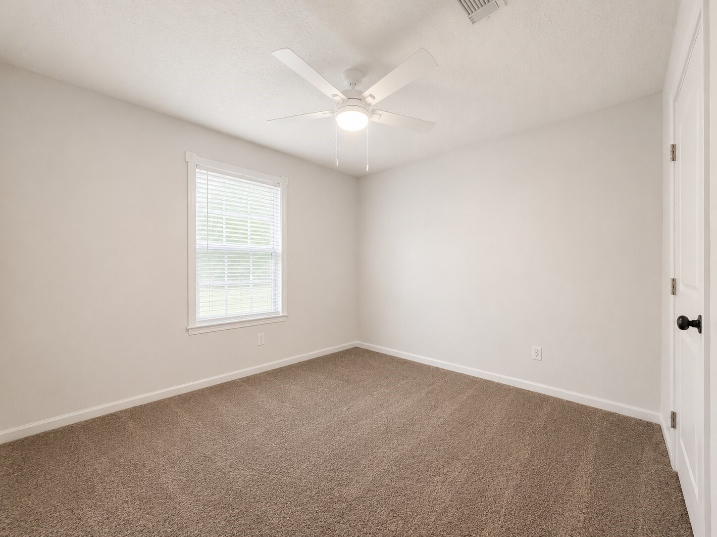 9734 Willmont Road Property Photo 11