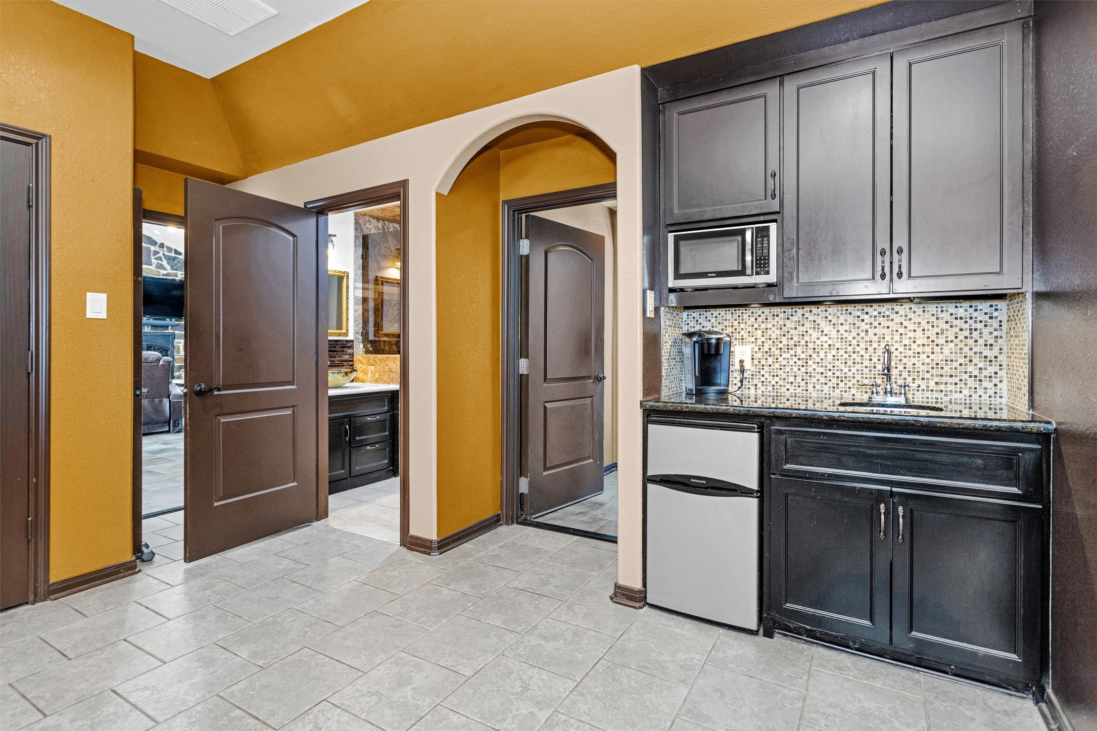 24111 Glen Loch Drive Property Photo 30