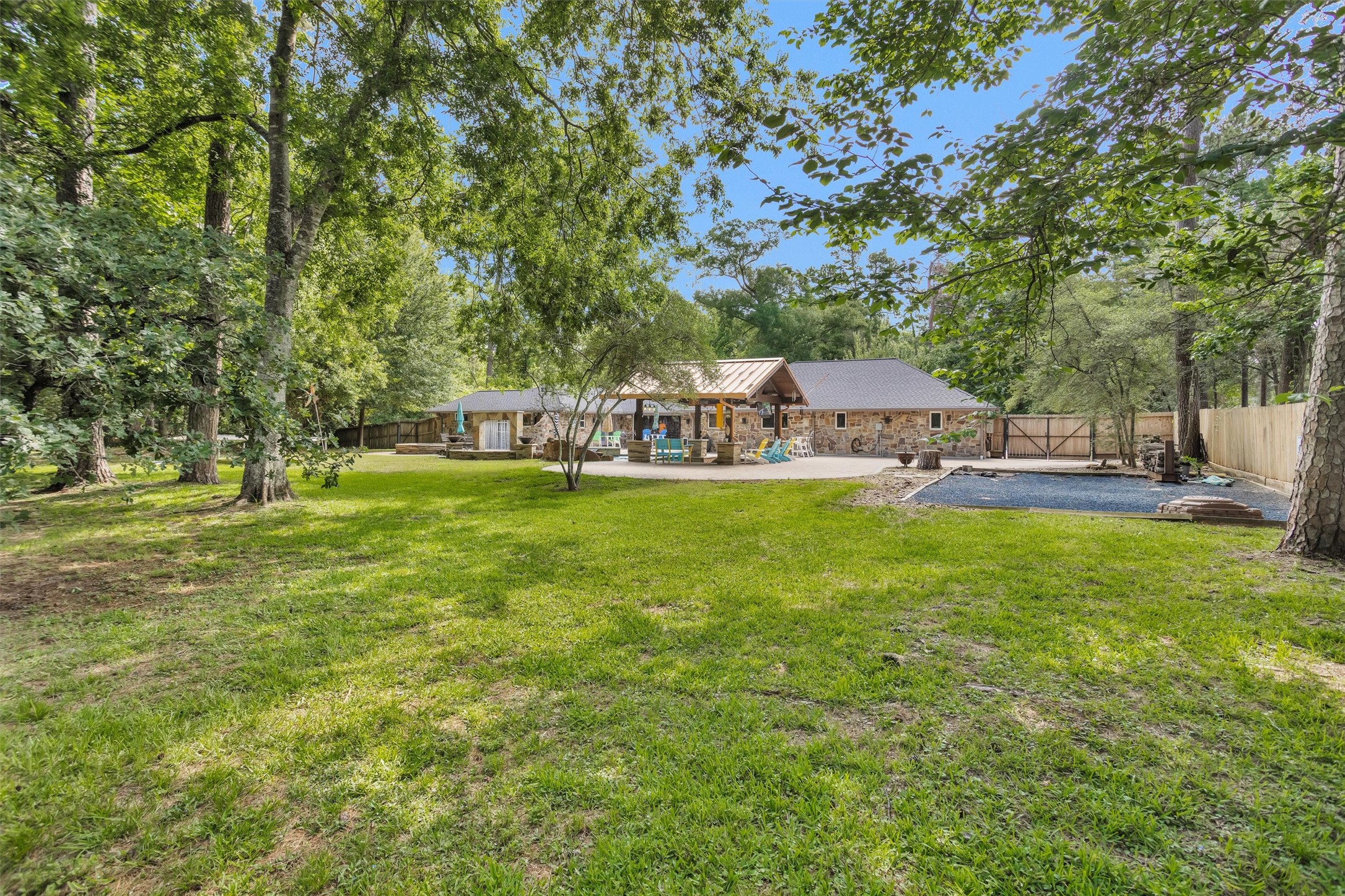 24111 Glen Loch Drive Property Photo 44