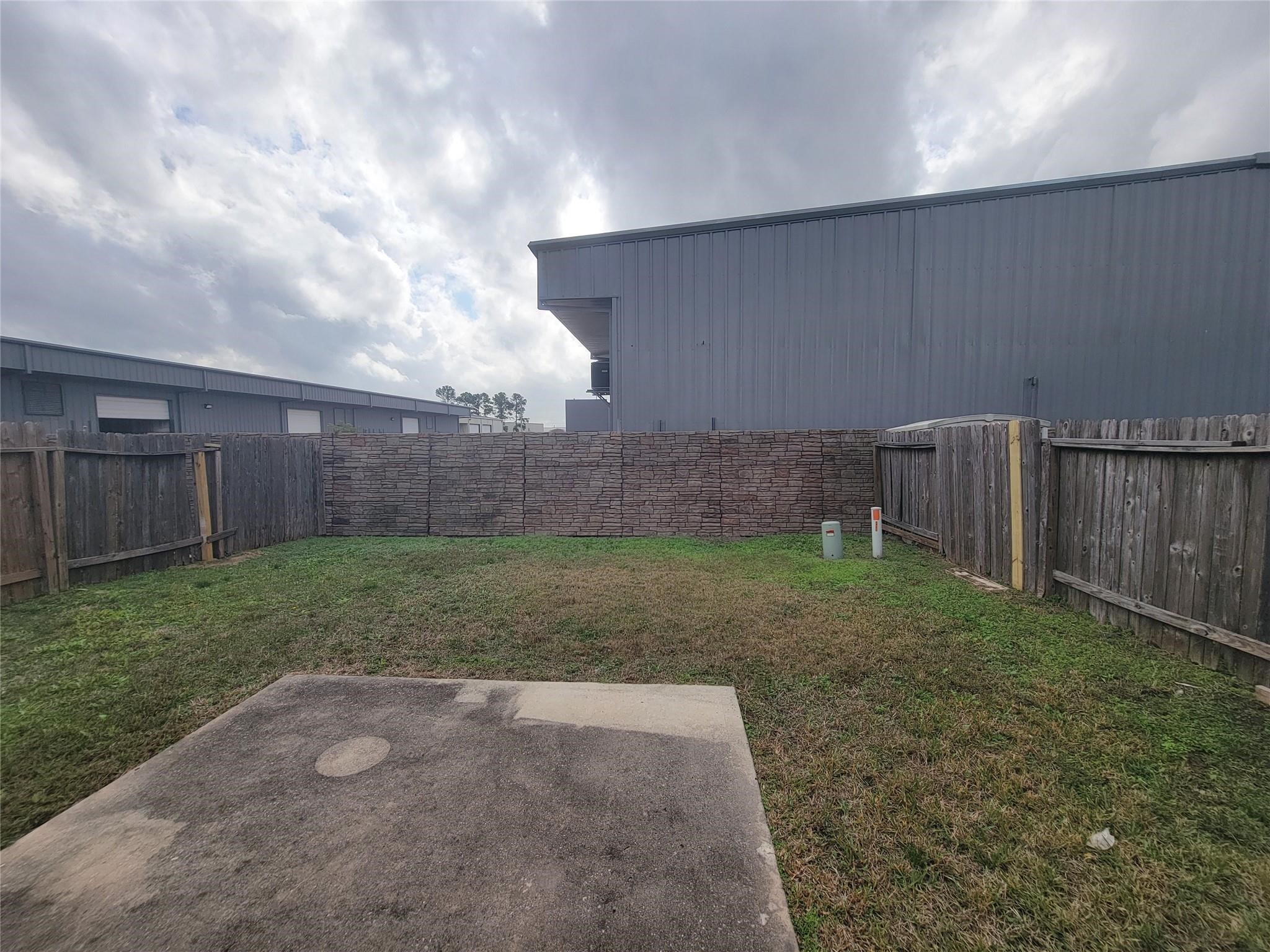 8935 Windfern Trace Drive Property Photo 23