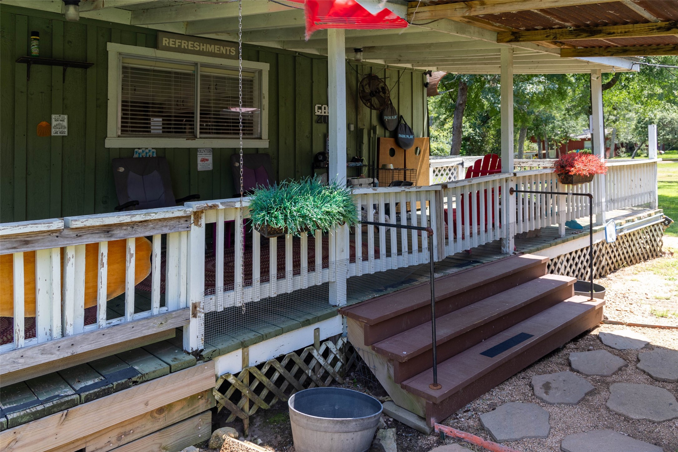 712 Birch Hollow Drive Property Photo 37