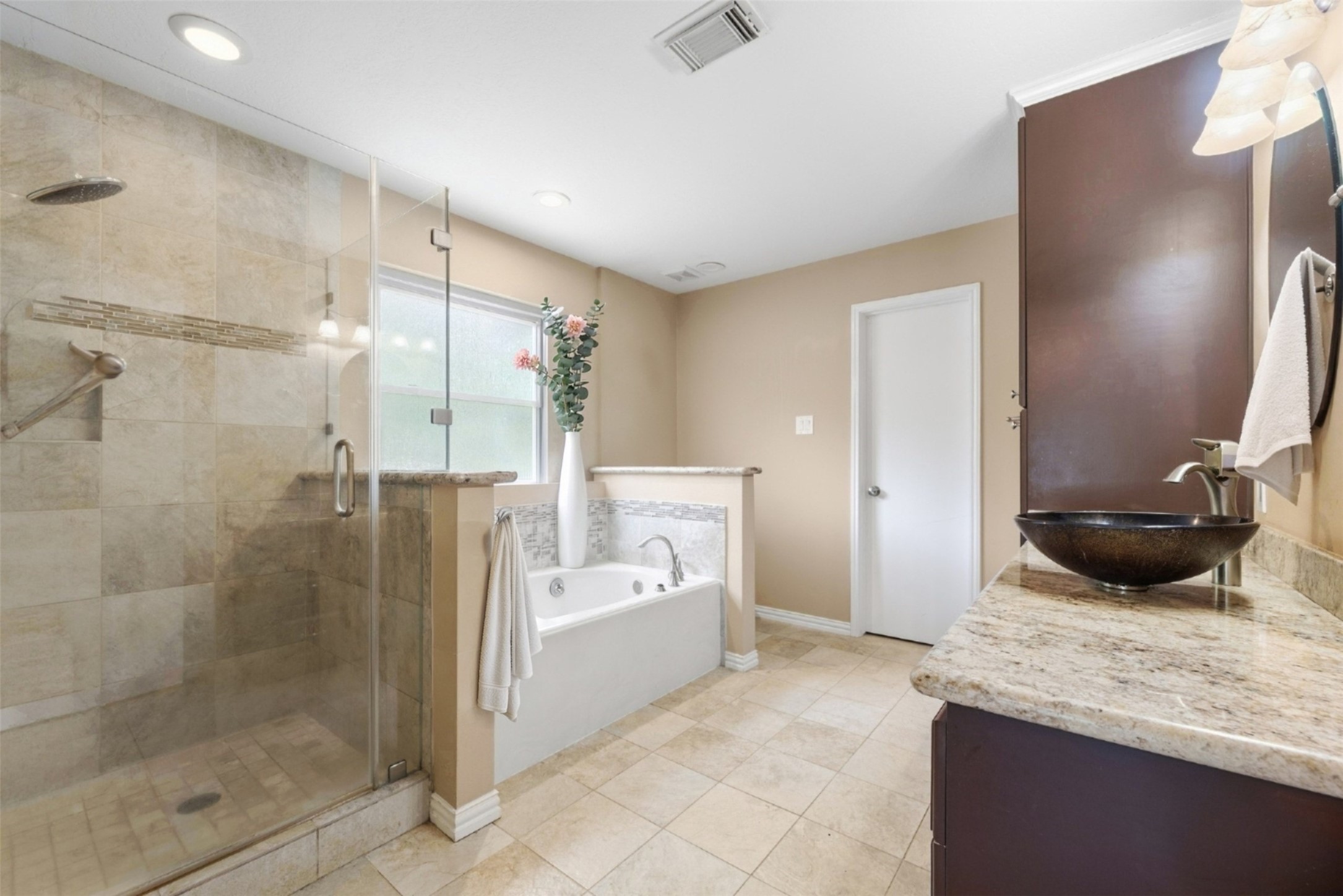 21690 Tan Oak Court Property Photo 20