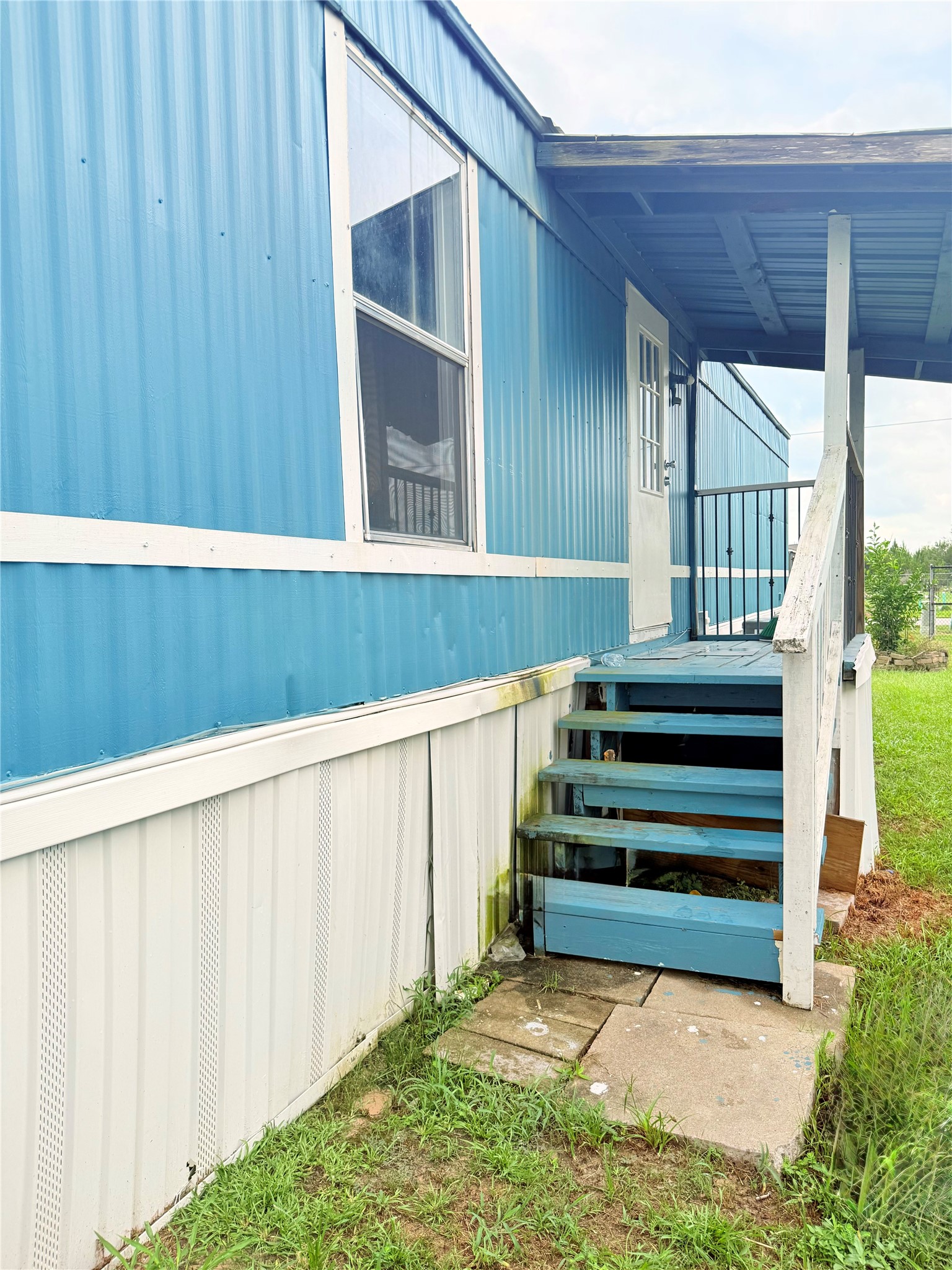 747 Road 5210 Property Photo 6