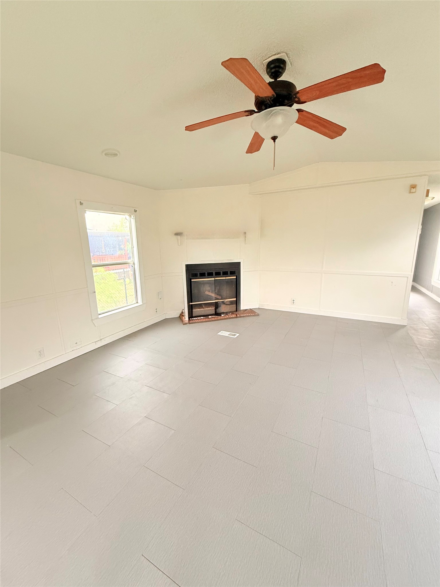 747 Road 5210 Property Photo 10