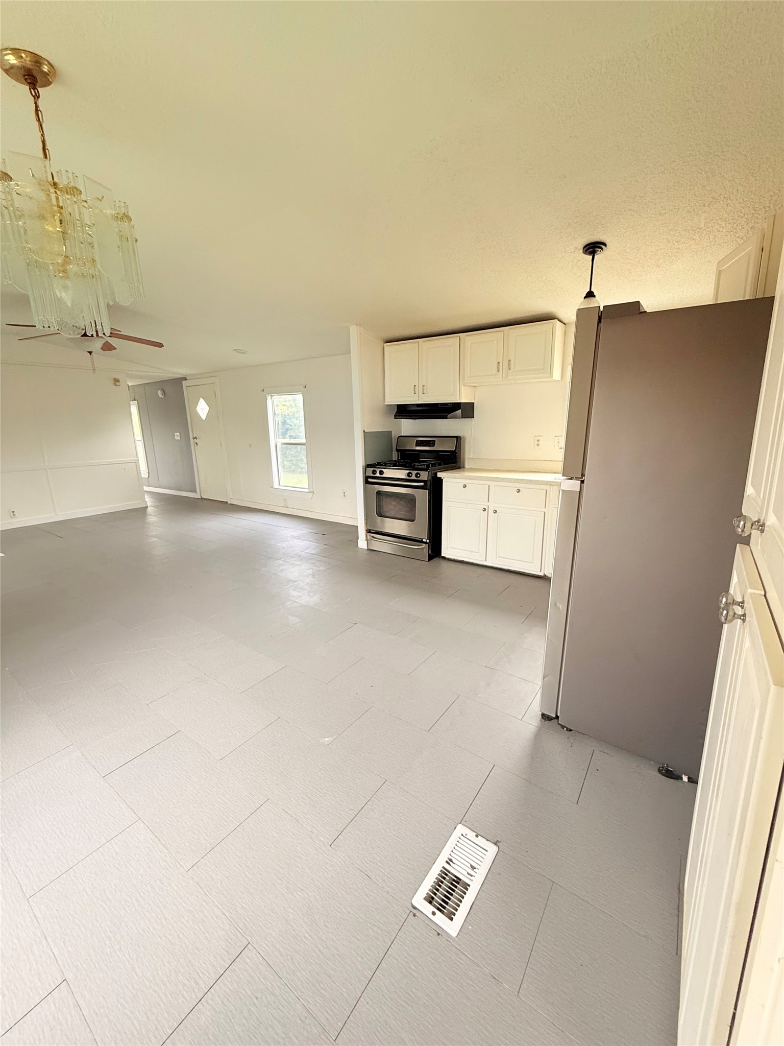 747 Road 5210 Property Photo 12