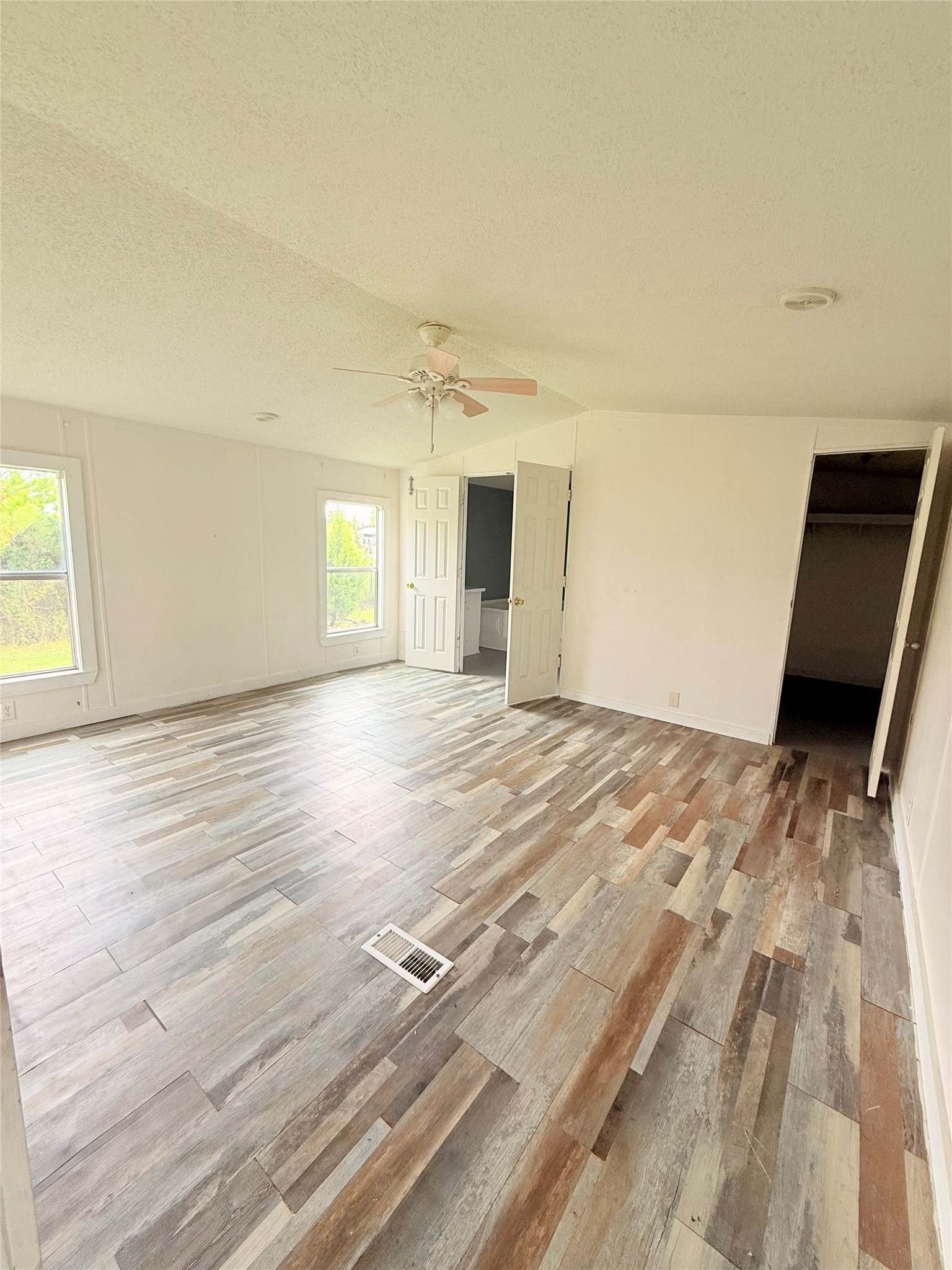 747 Road 5210 Property Photo 16