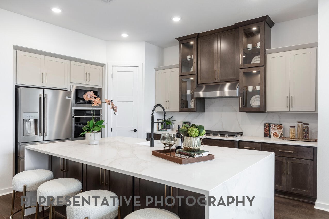 31026 Peony Place Drive Property Photo 3