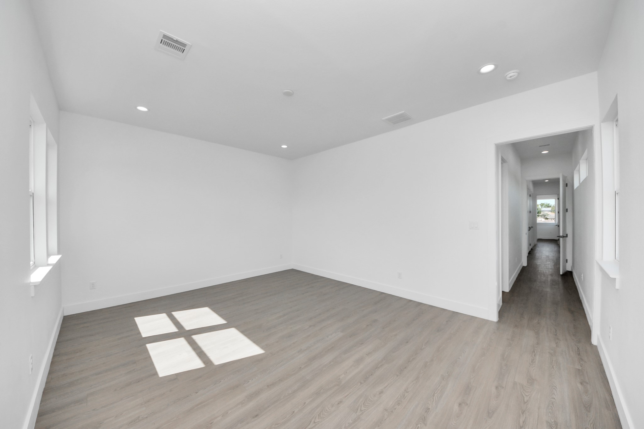 4129 E Toliver Street Property Photo 15