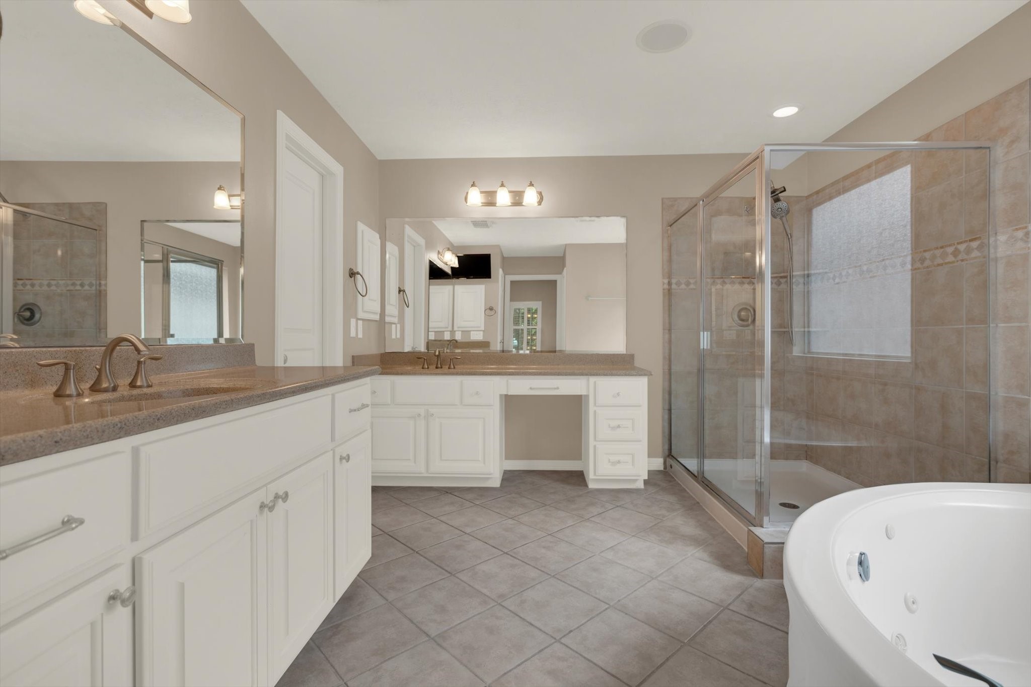 1524 Birdsall Street Property Photo 34