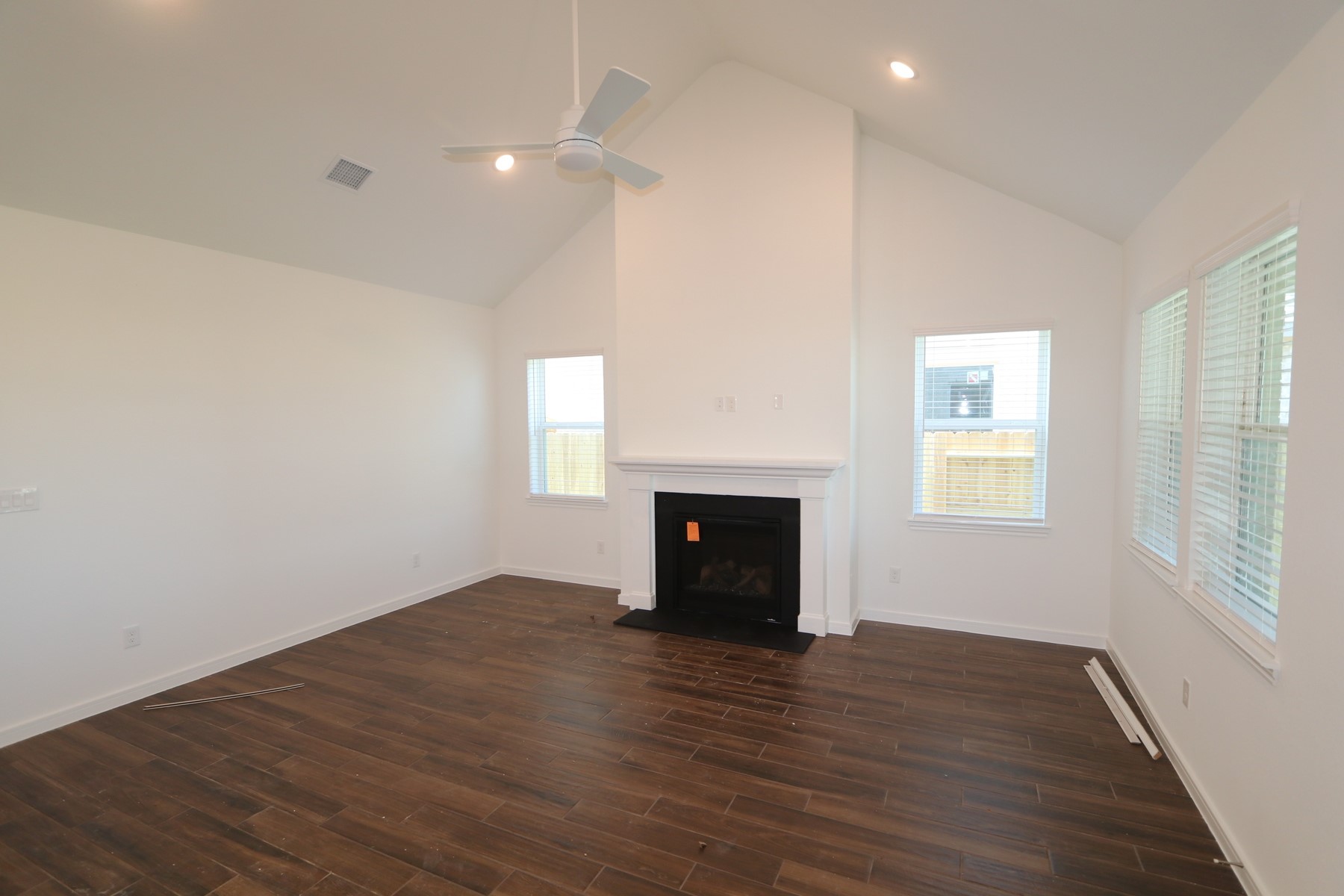 2527 Good Morrow Drive Property Photo 7